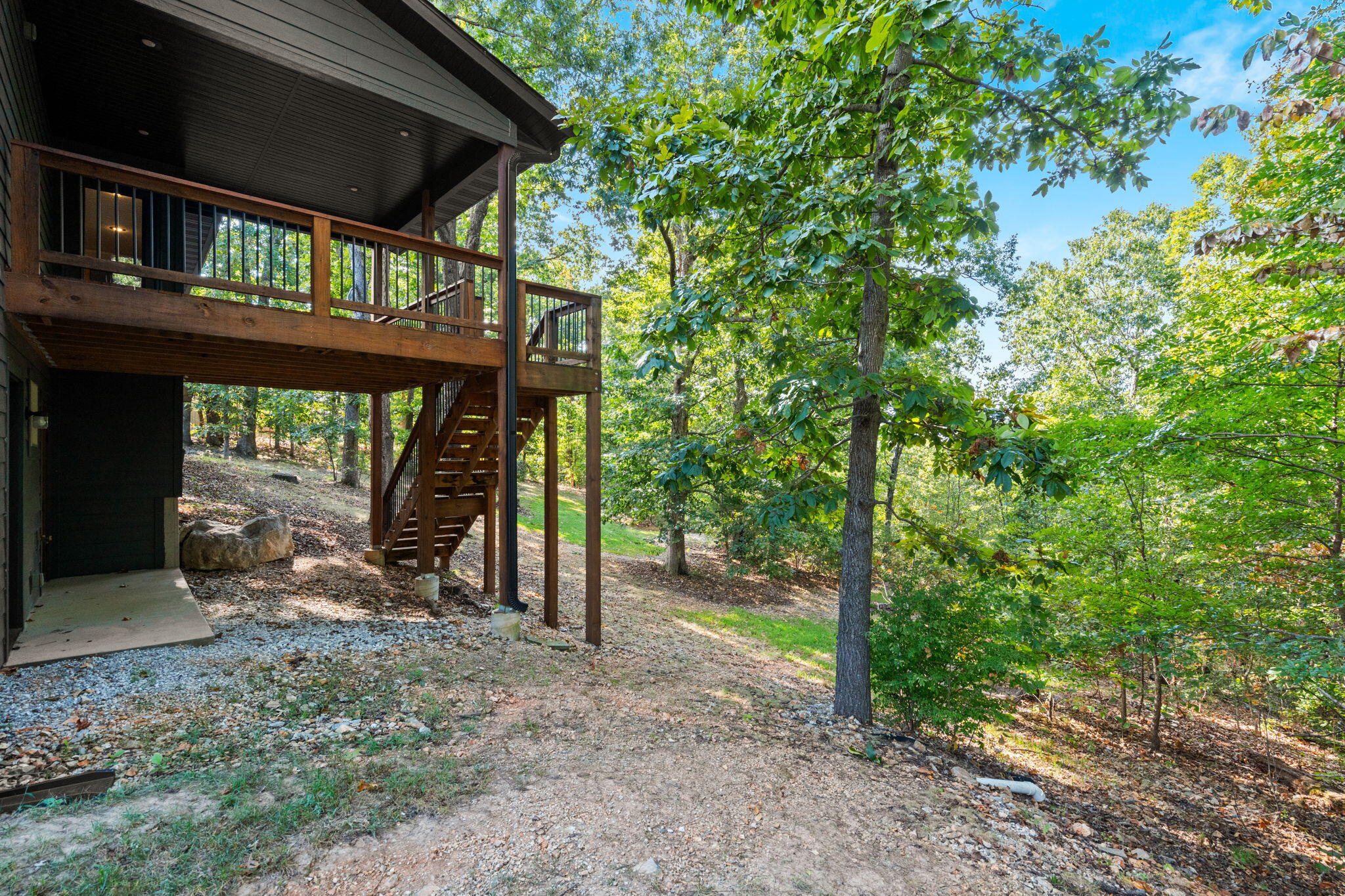 main property photo 46