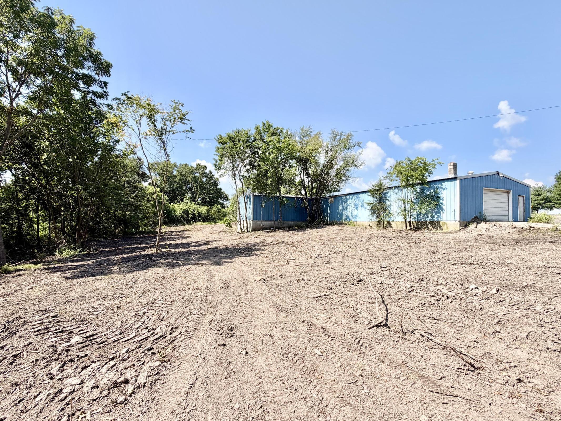 main property photo 6