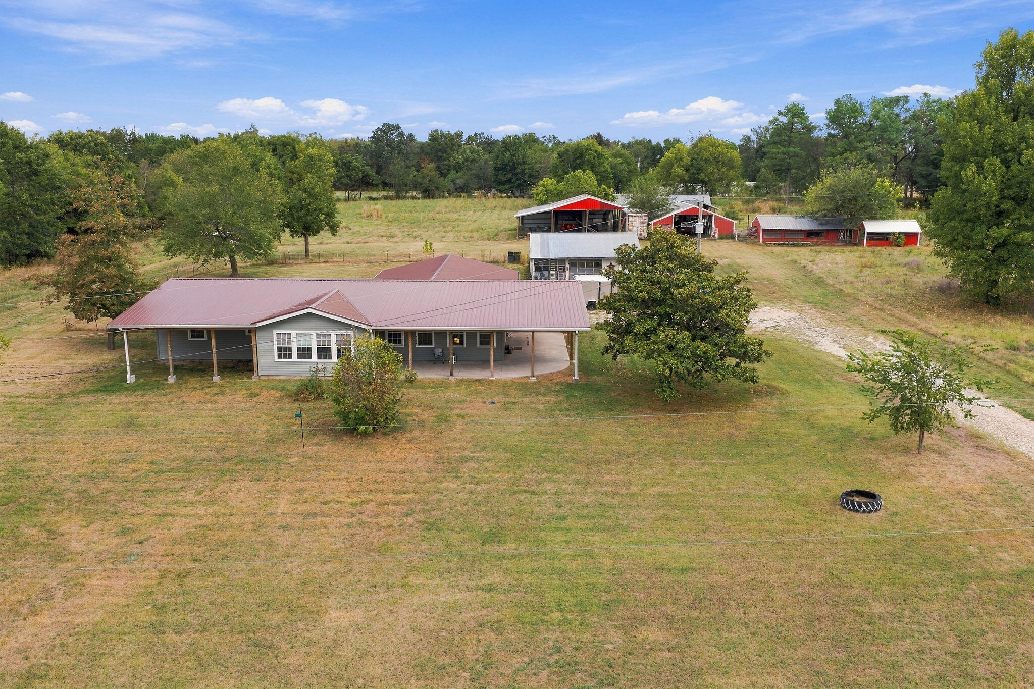 main property photo 45