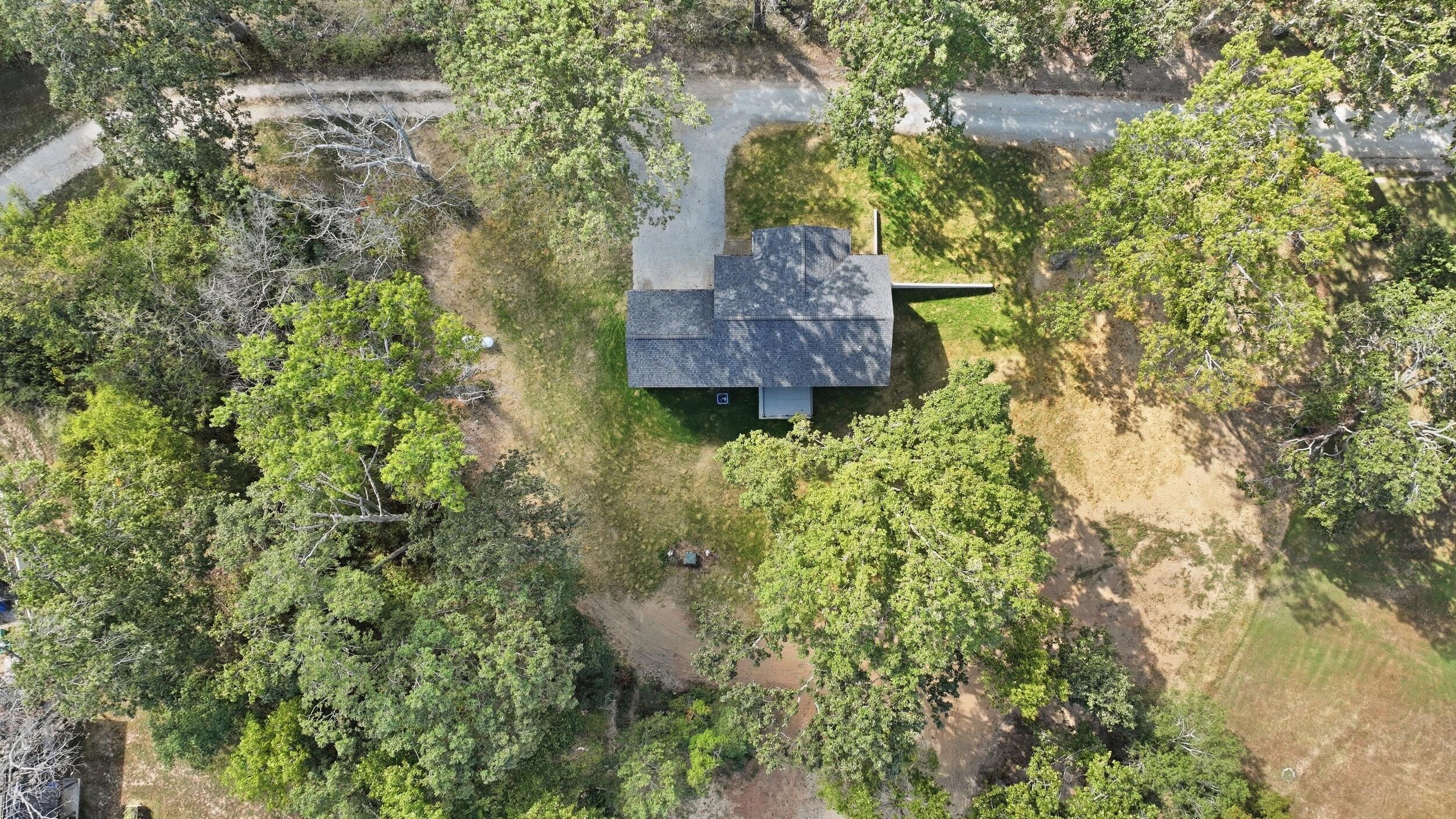 main property photo 41