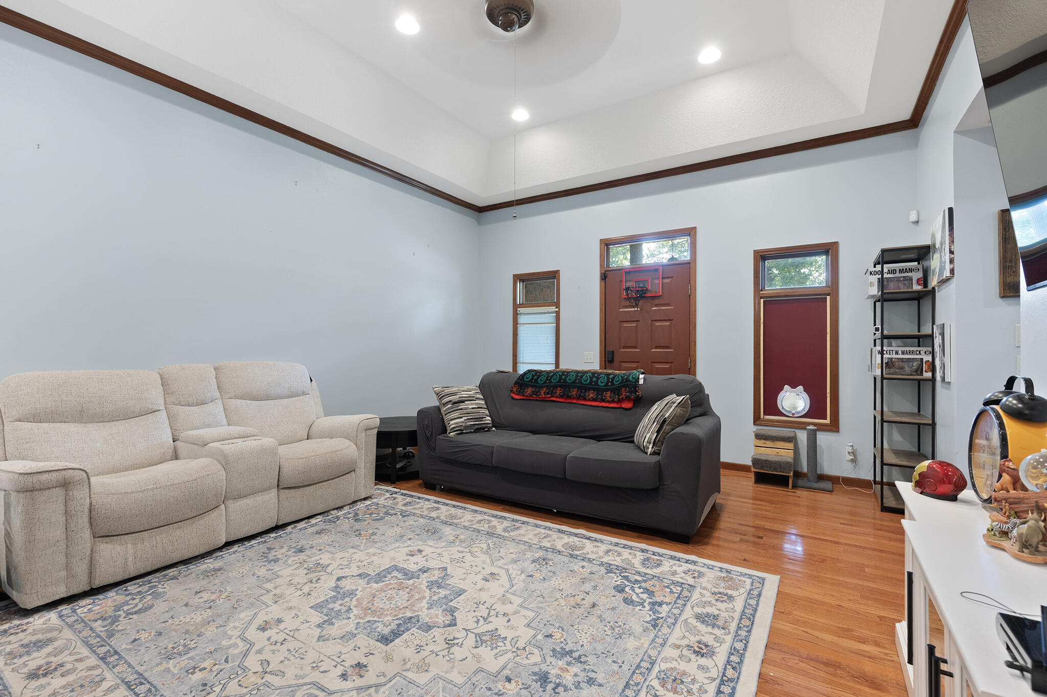 main property photo 7