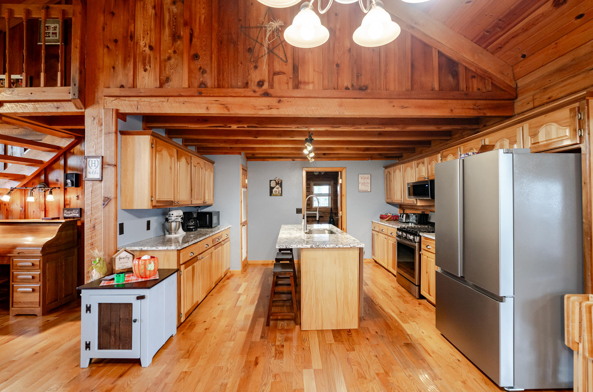main property photo 21