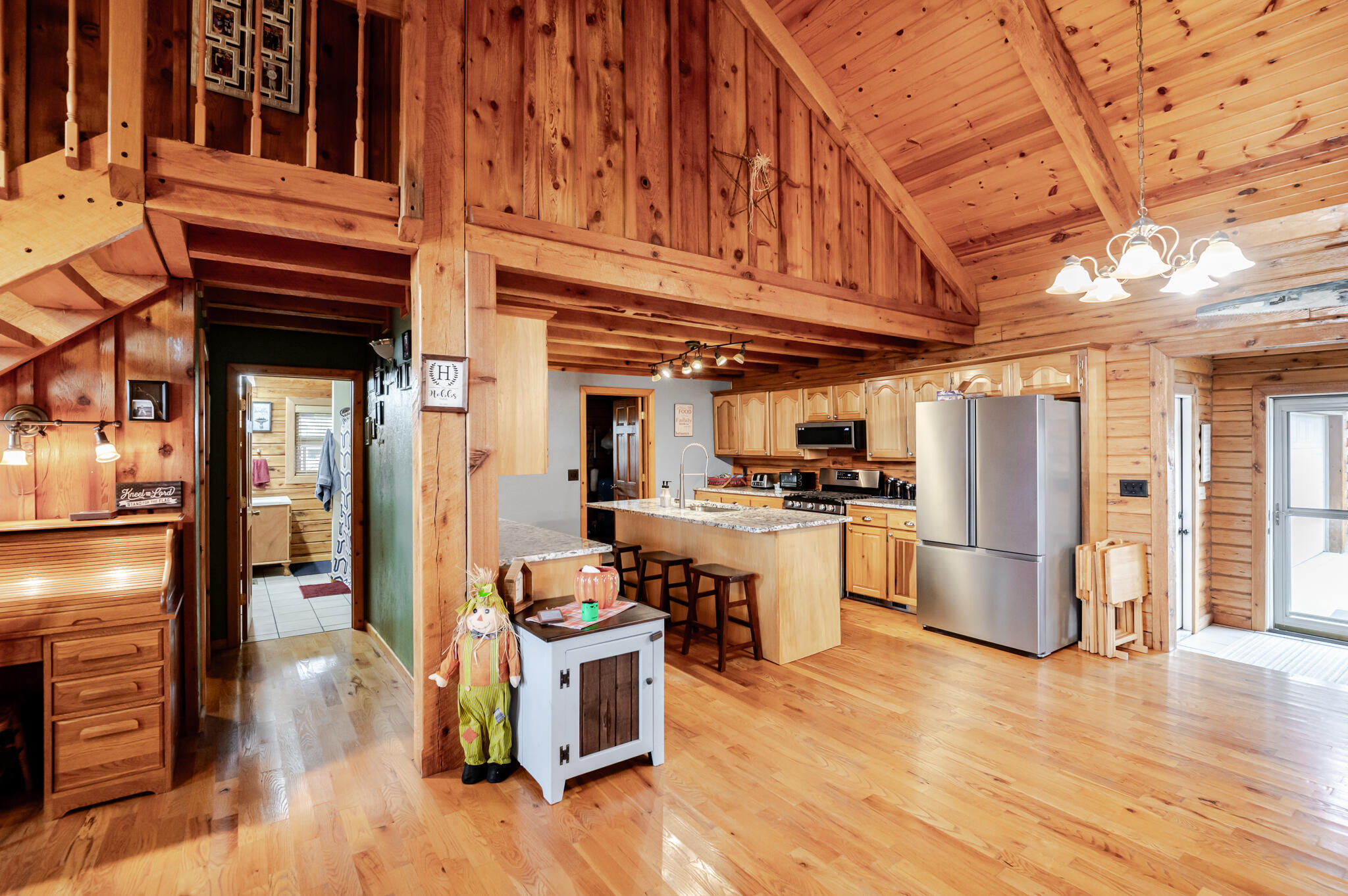 main property photo 22