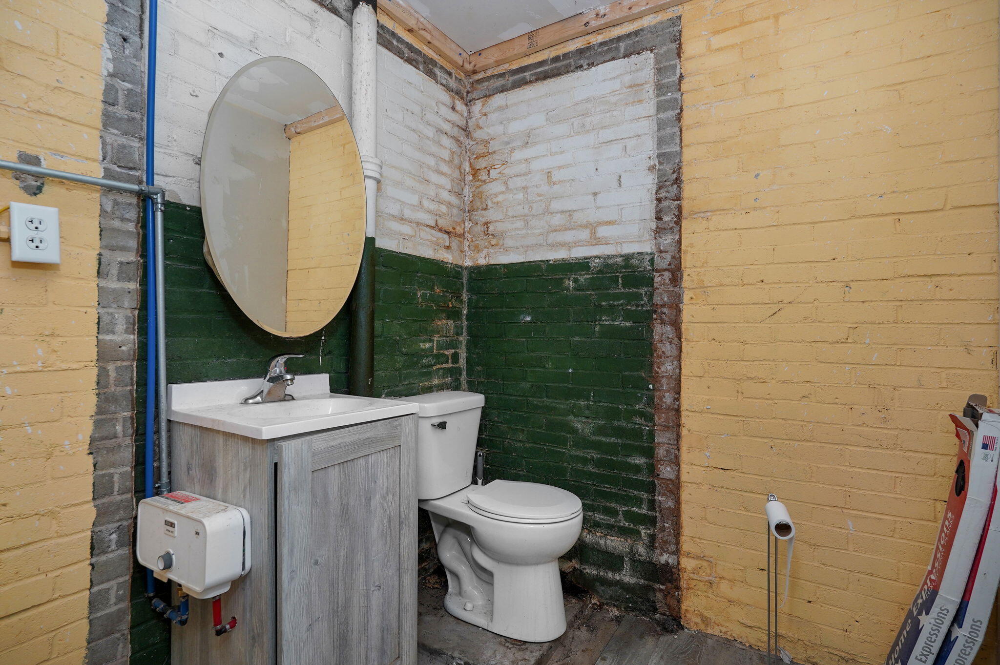 main property photo 22
