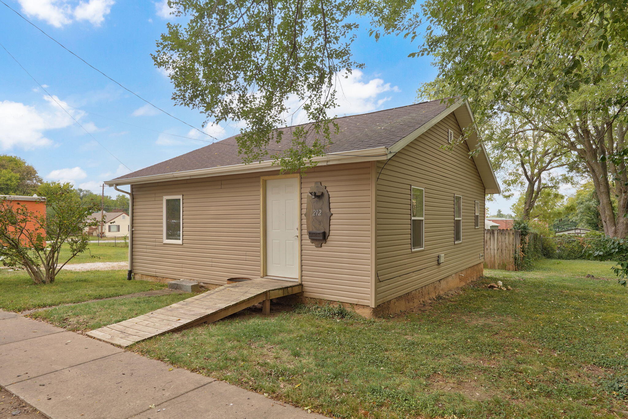 main property photo 7