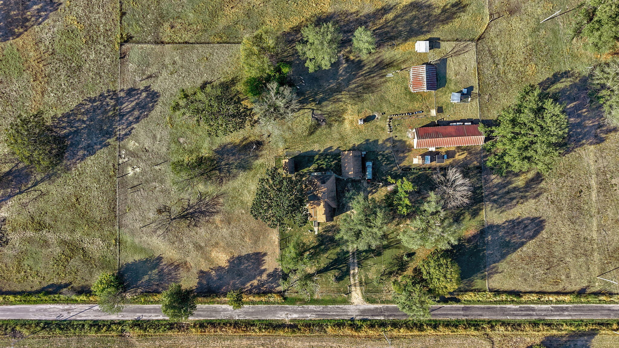 main property photo 34