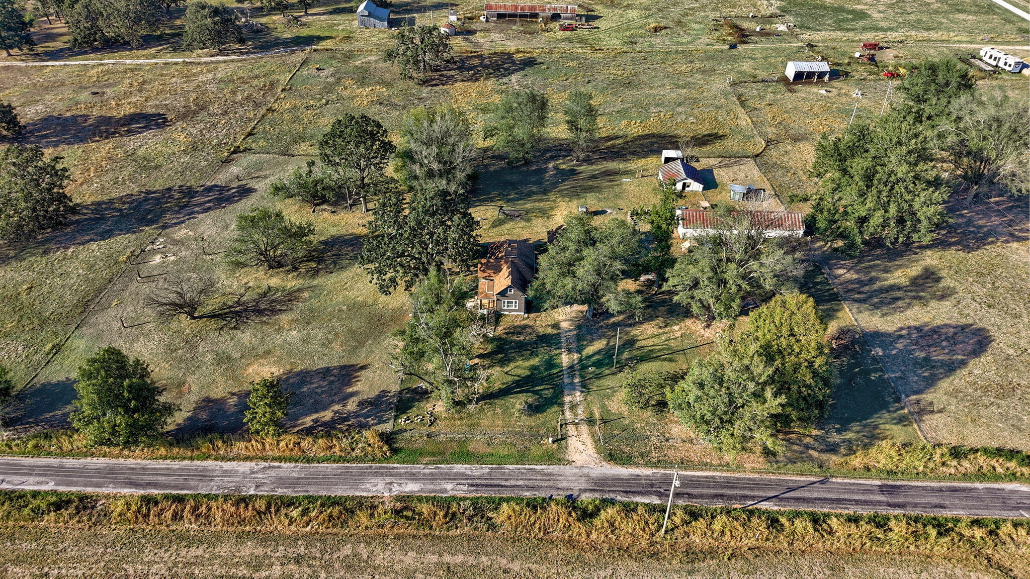 main property photo 42