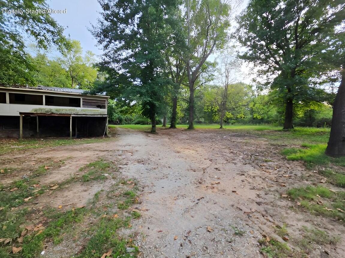 main property photo 33