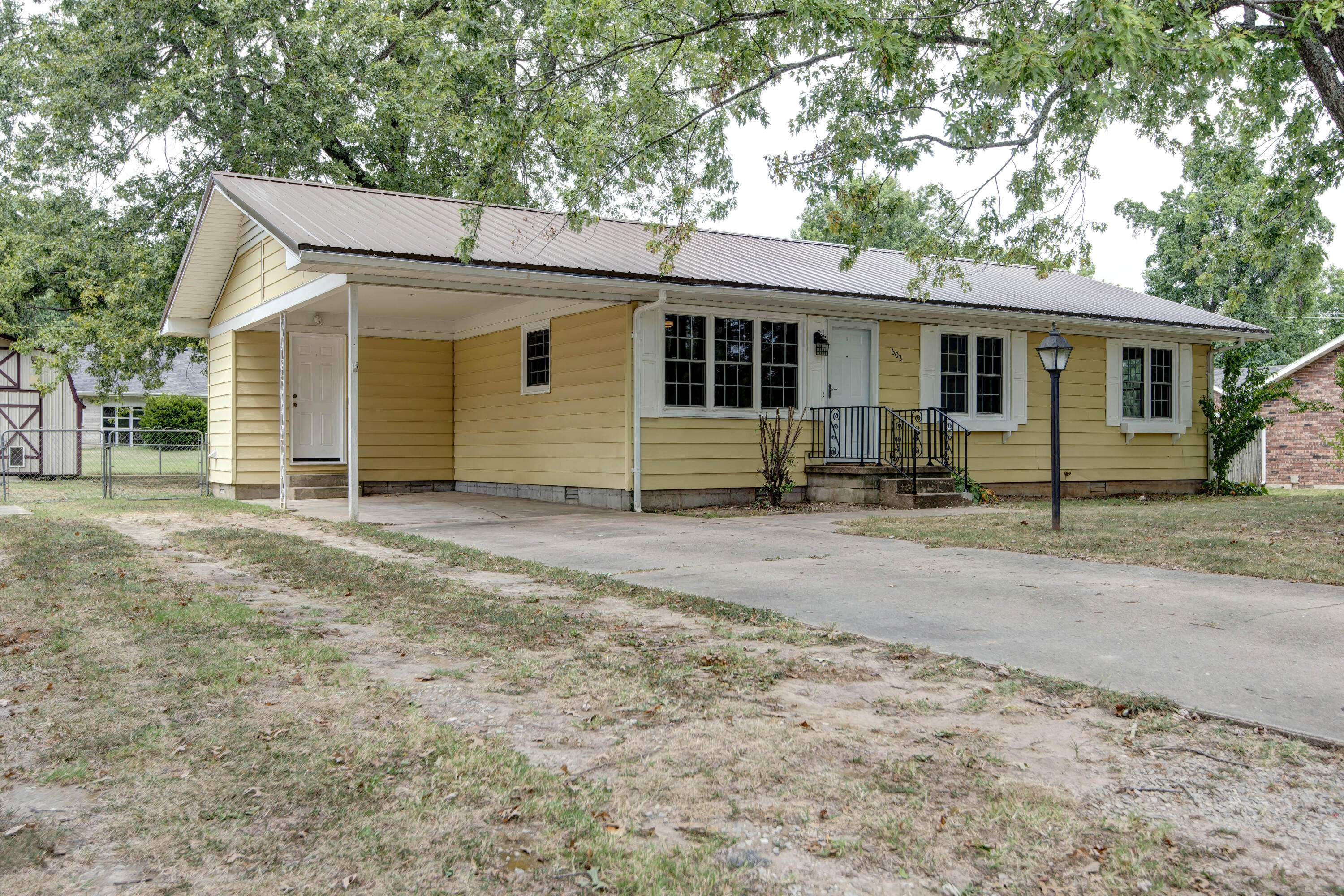 main property photo 3