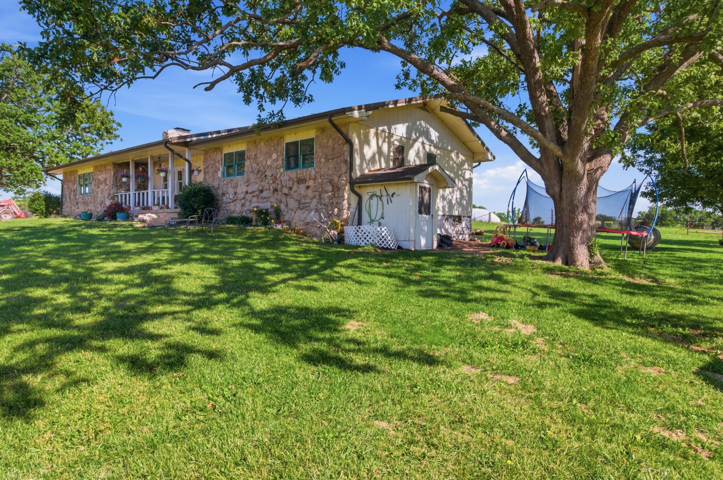 main property photo 43
