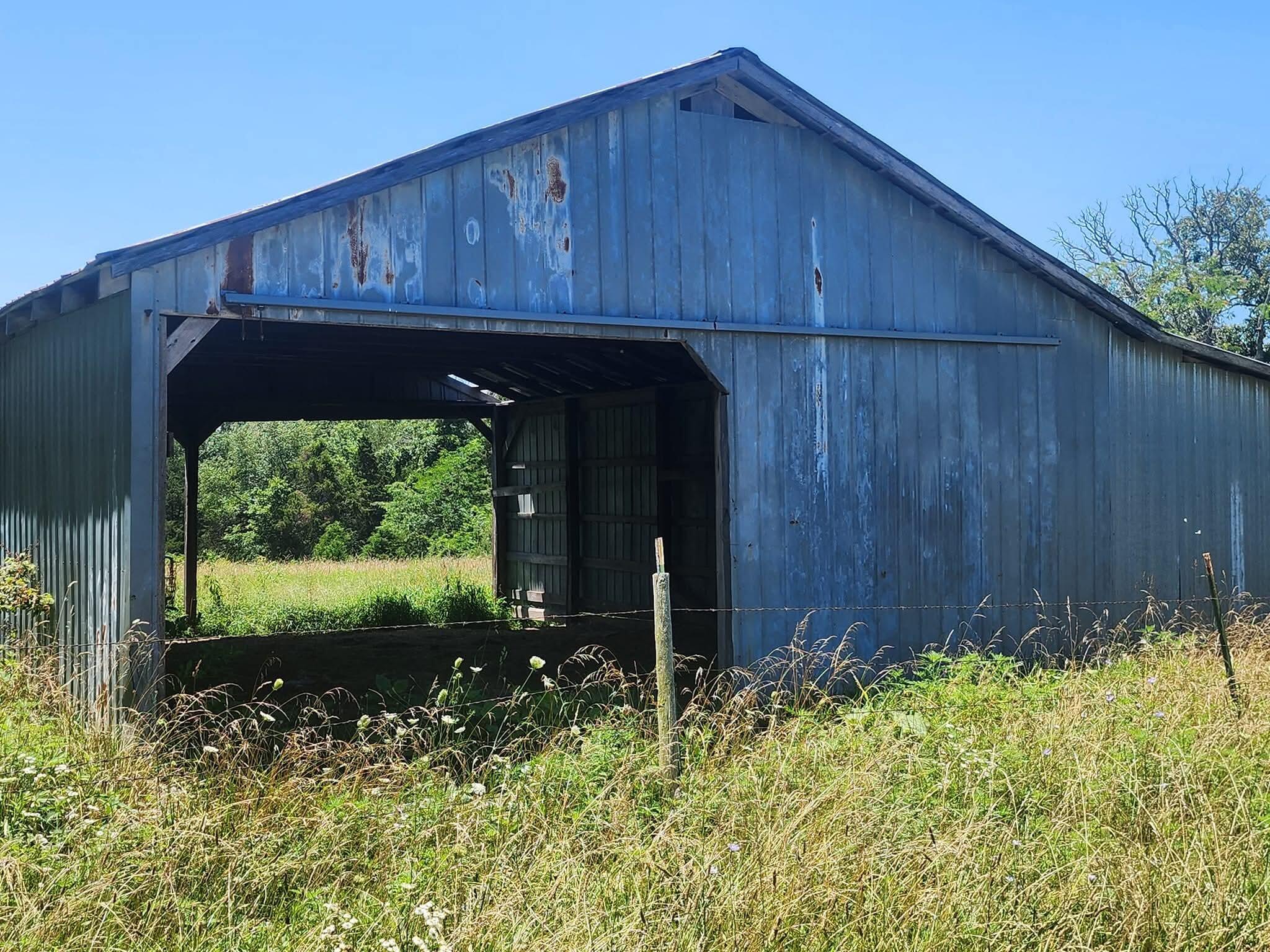 main property photo 18