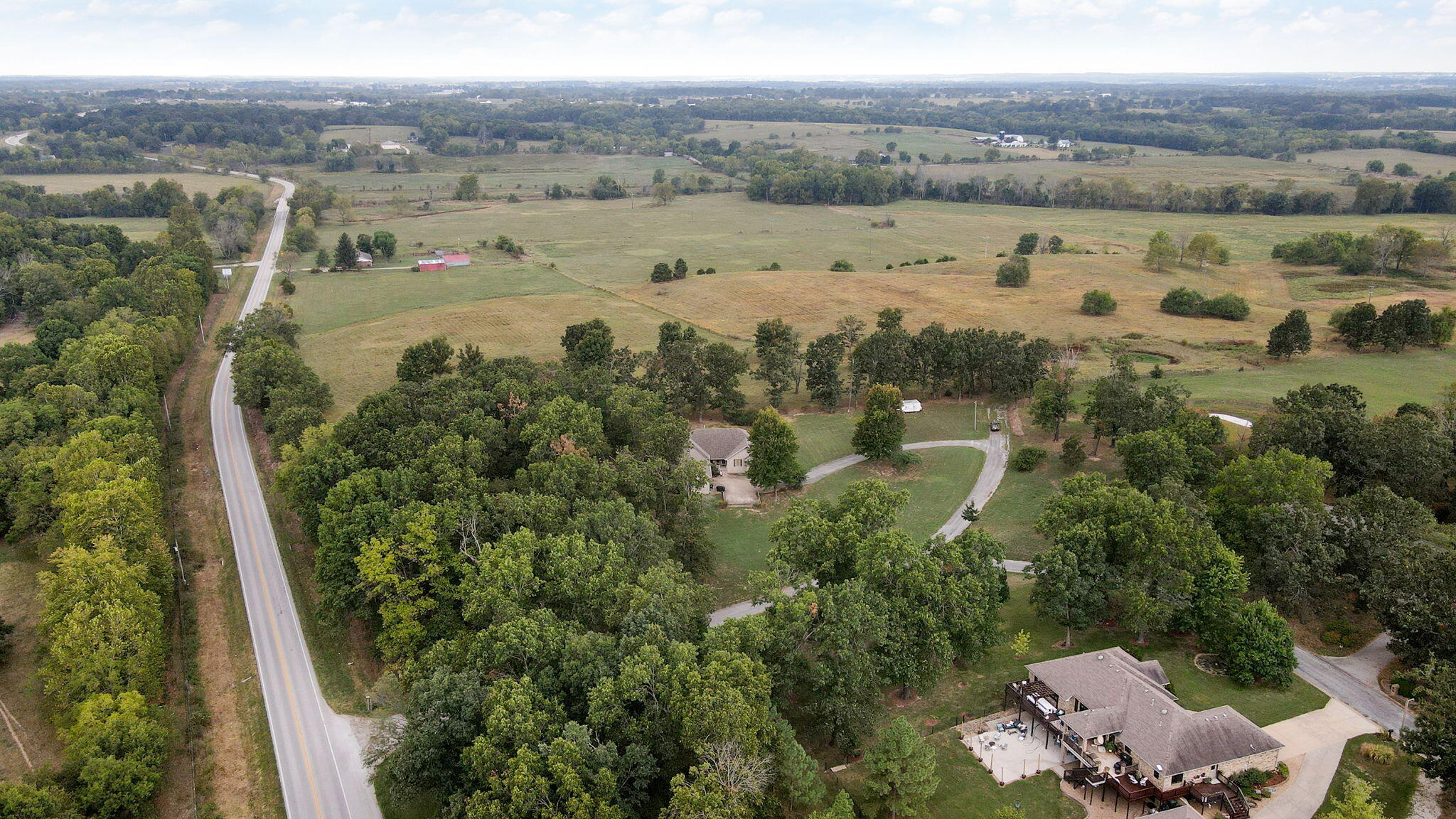 main property photo 36