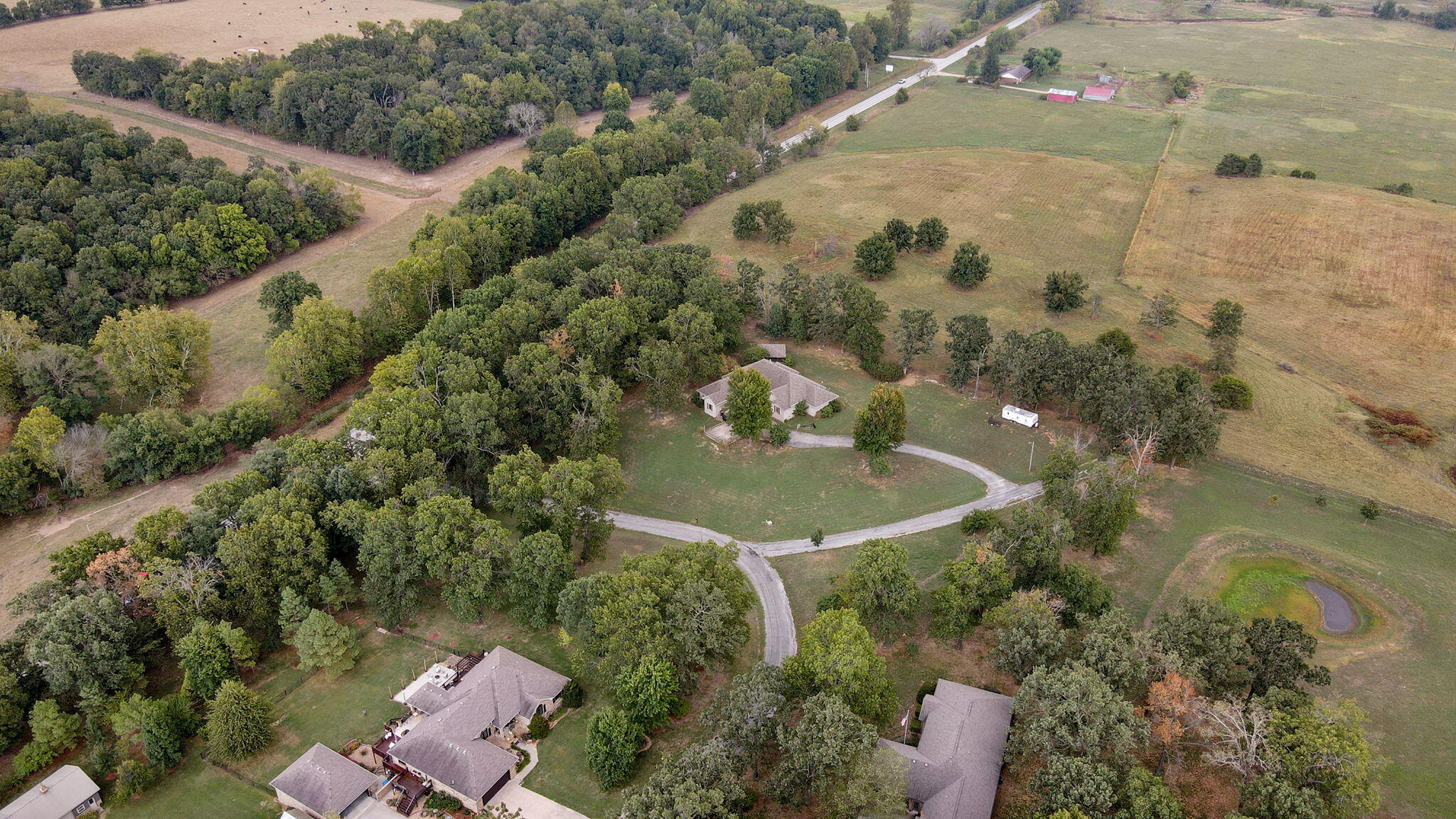 main property photo 37