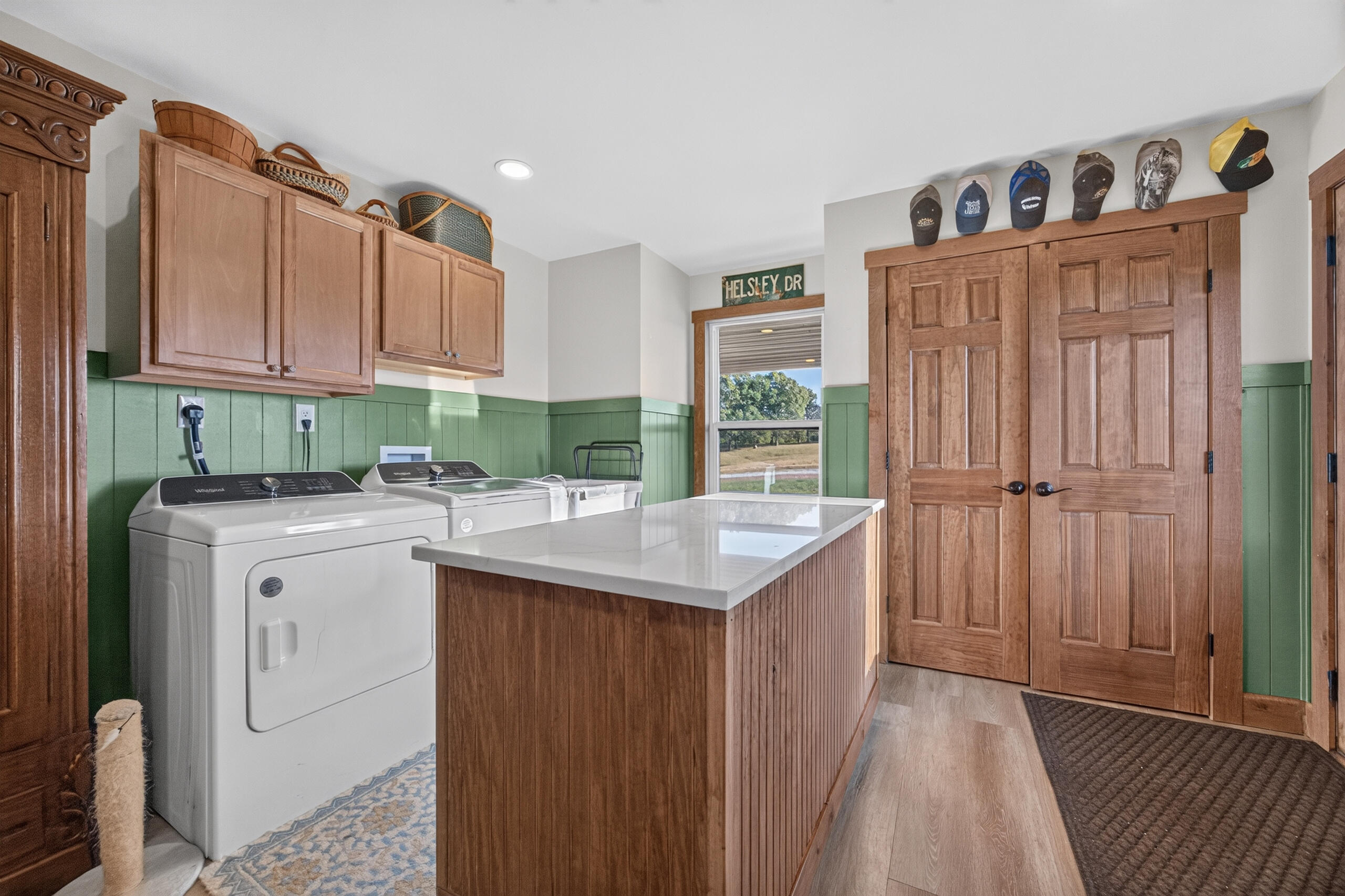 main property photo 17