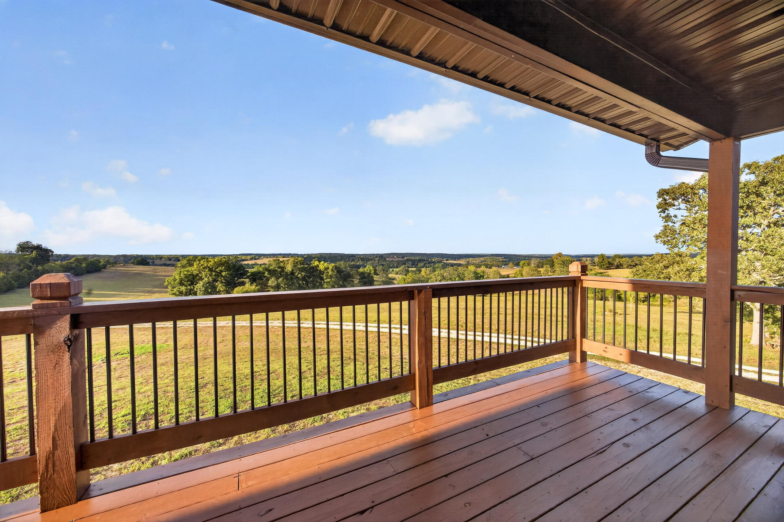 main property photo 50