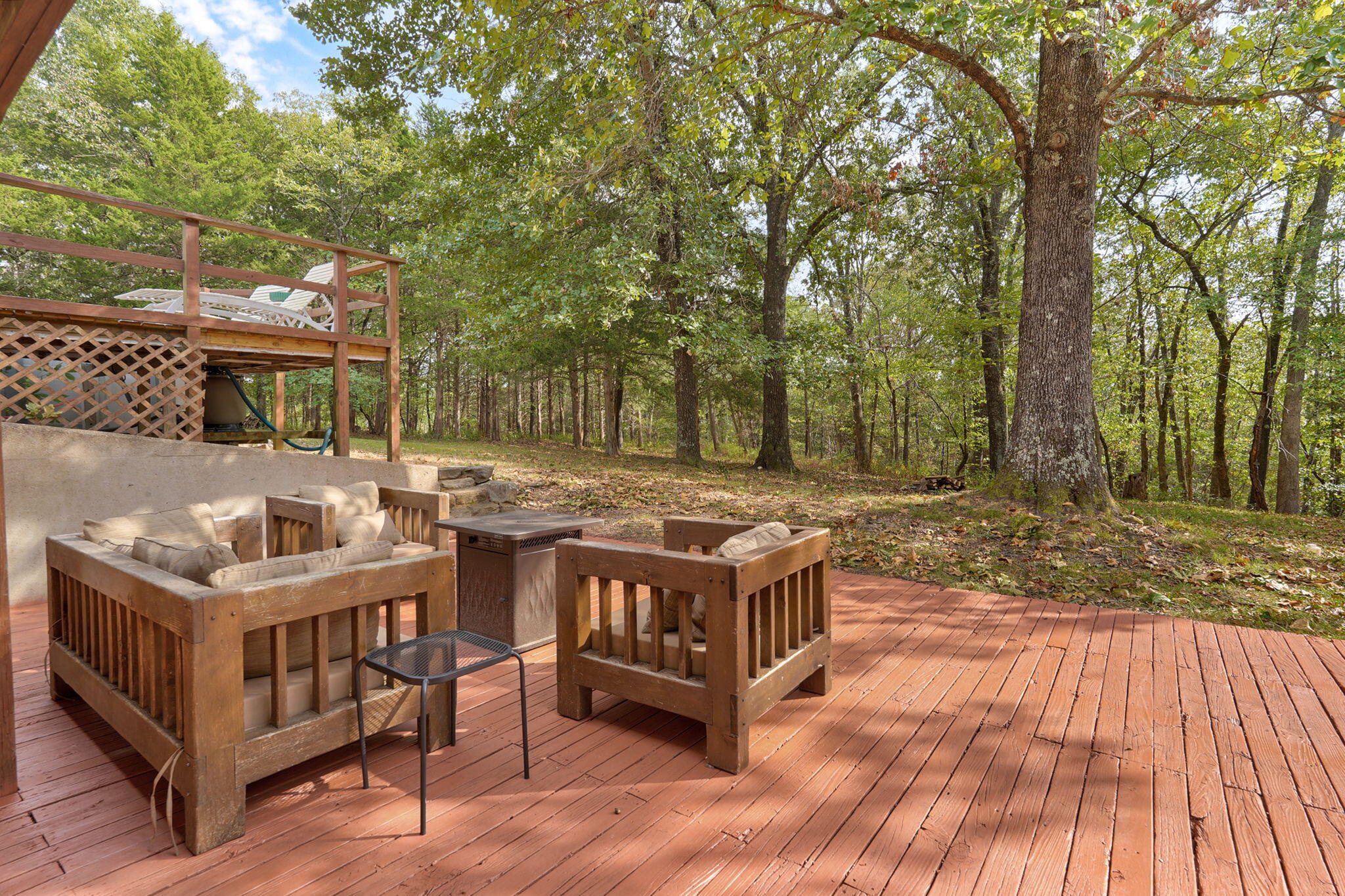 main property photo 39