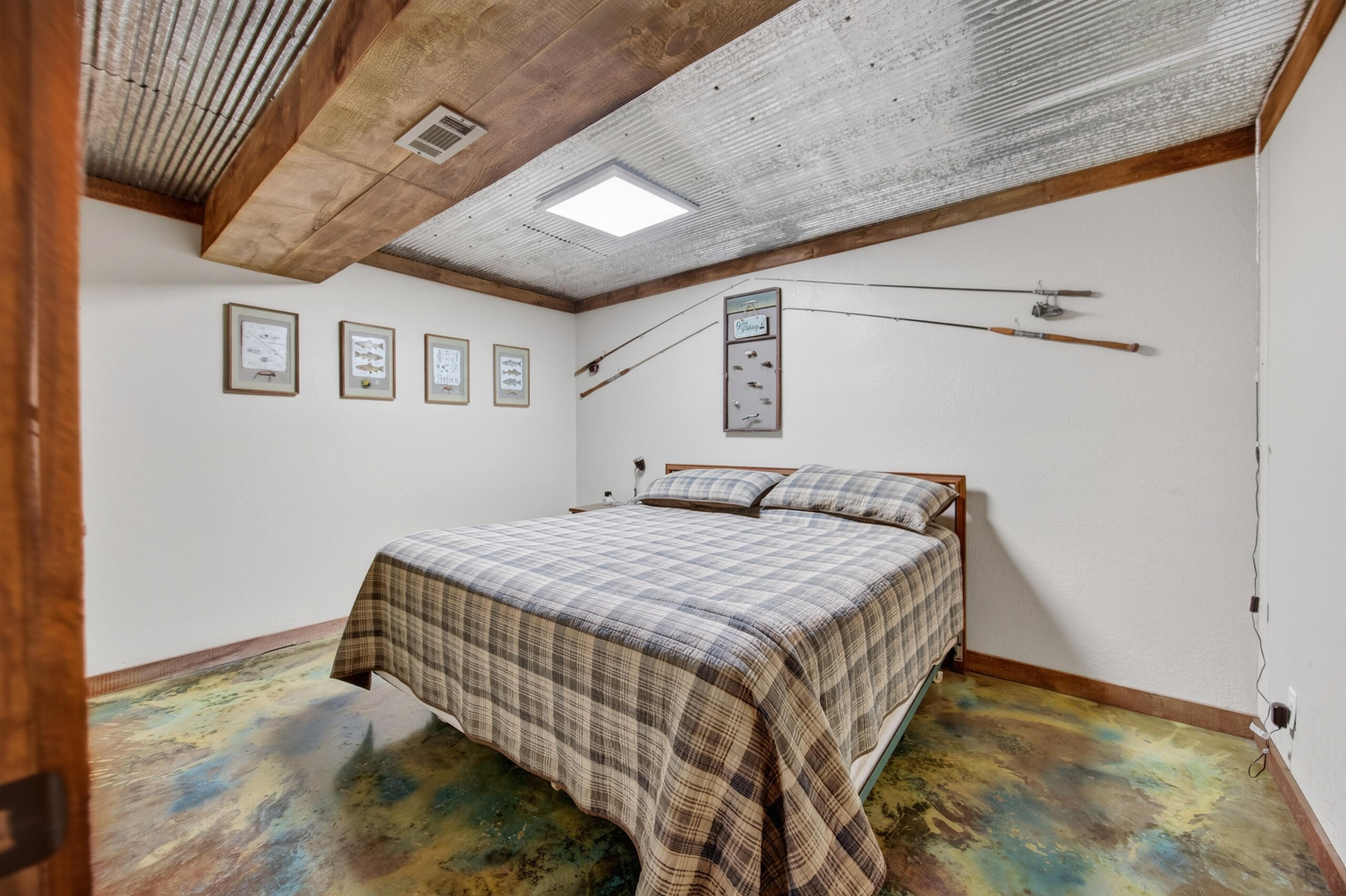 main property photo 66