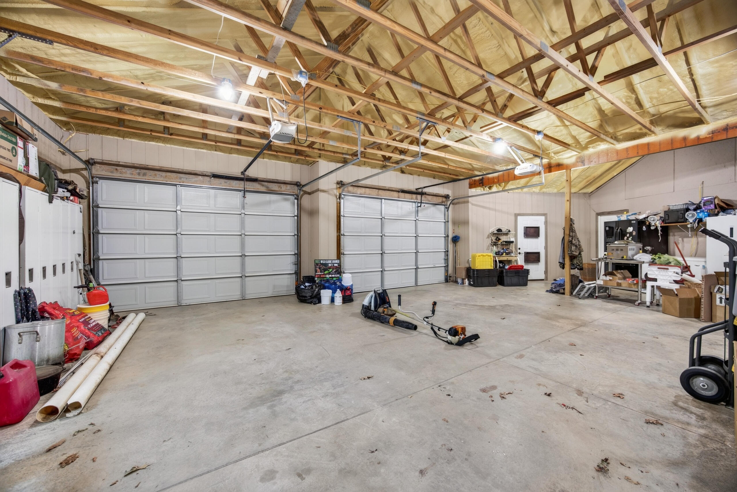 main property photo 85