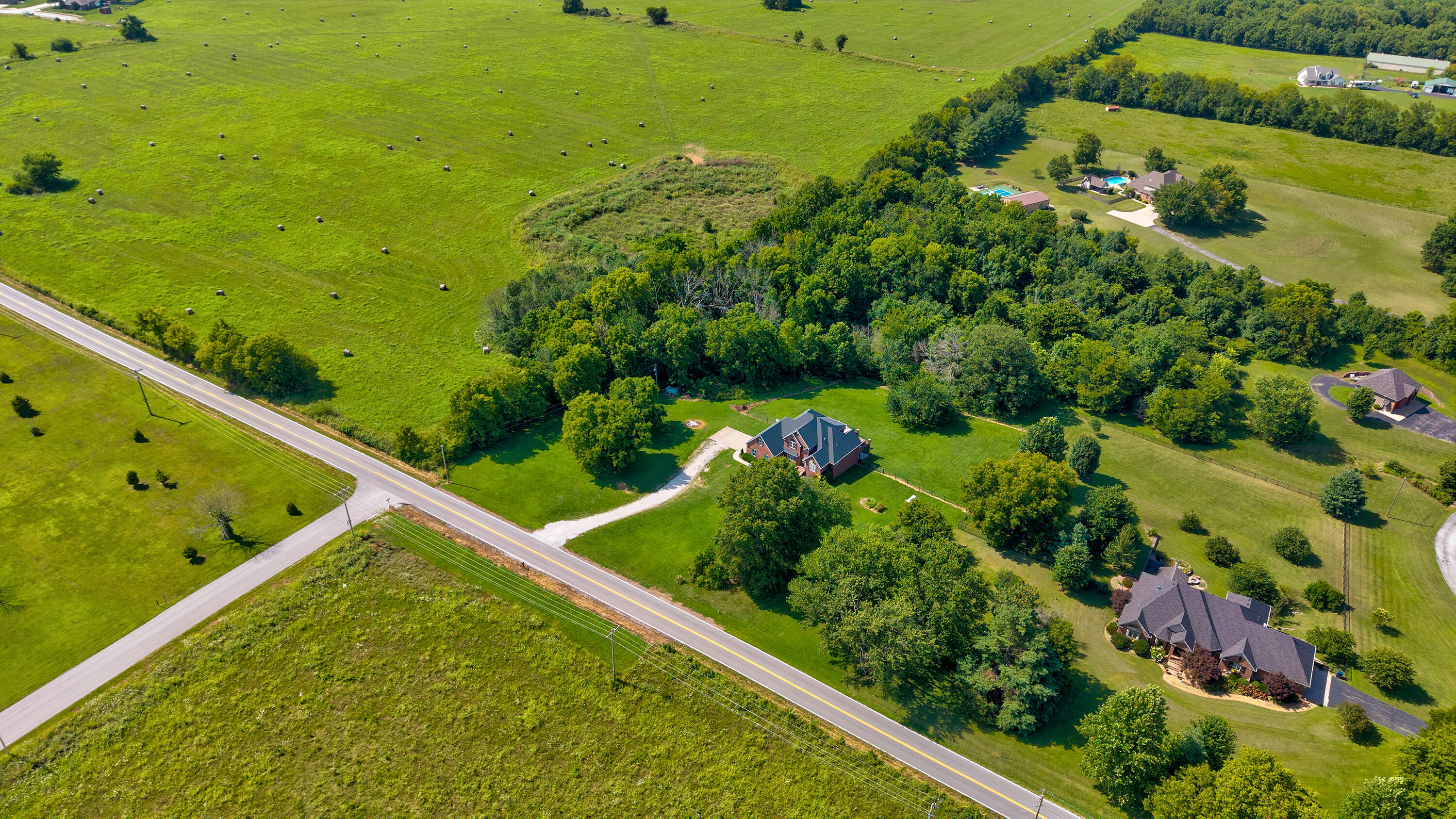 main property photo 58