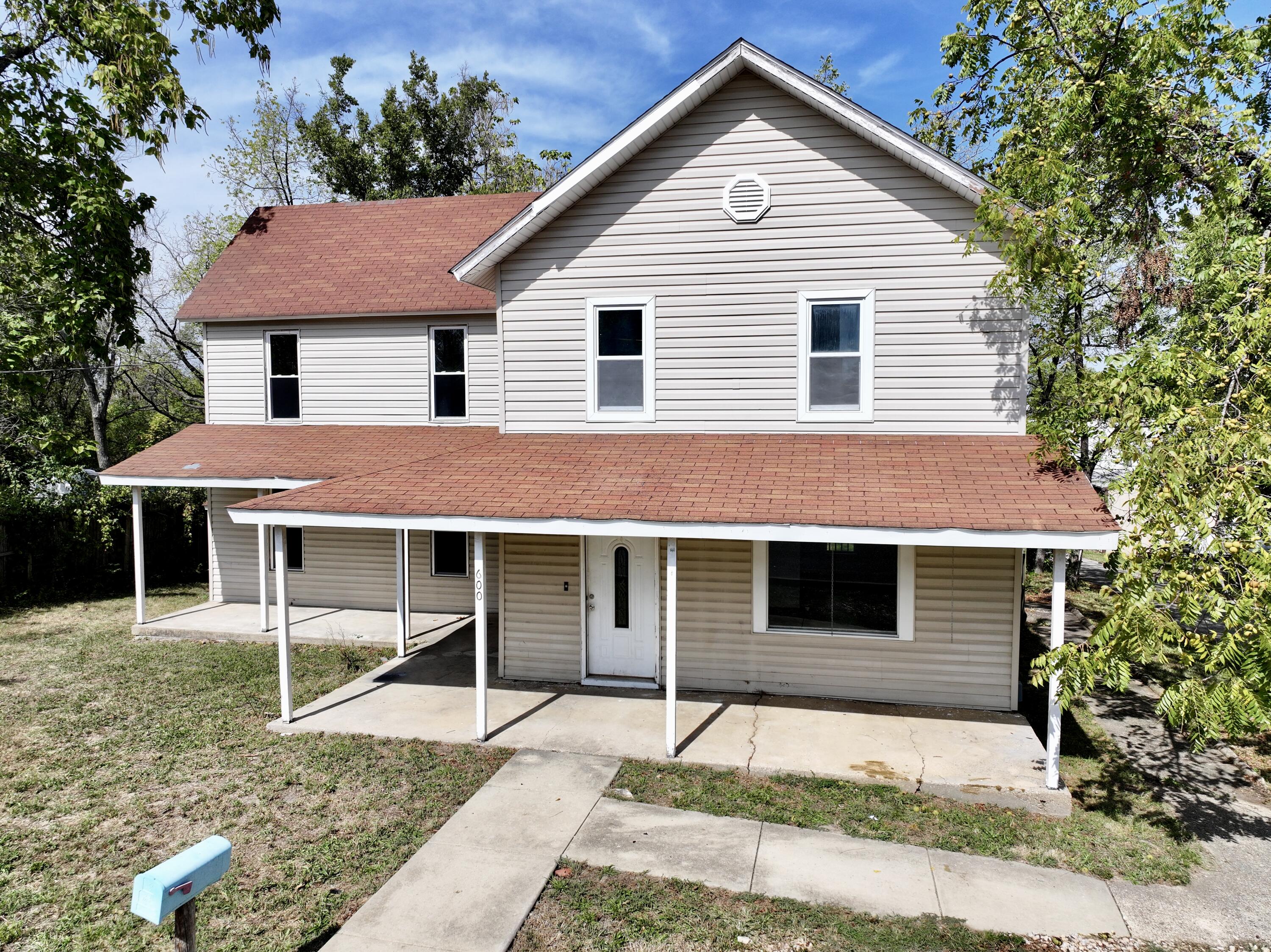 main property photo 30