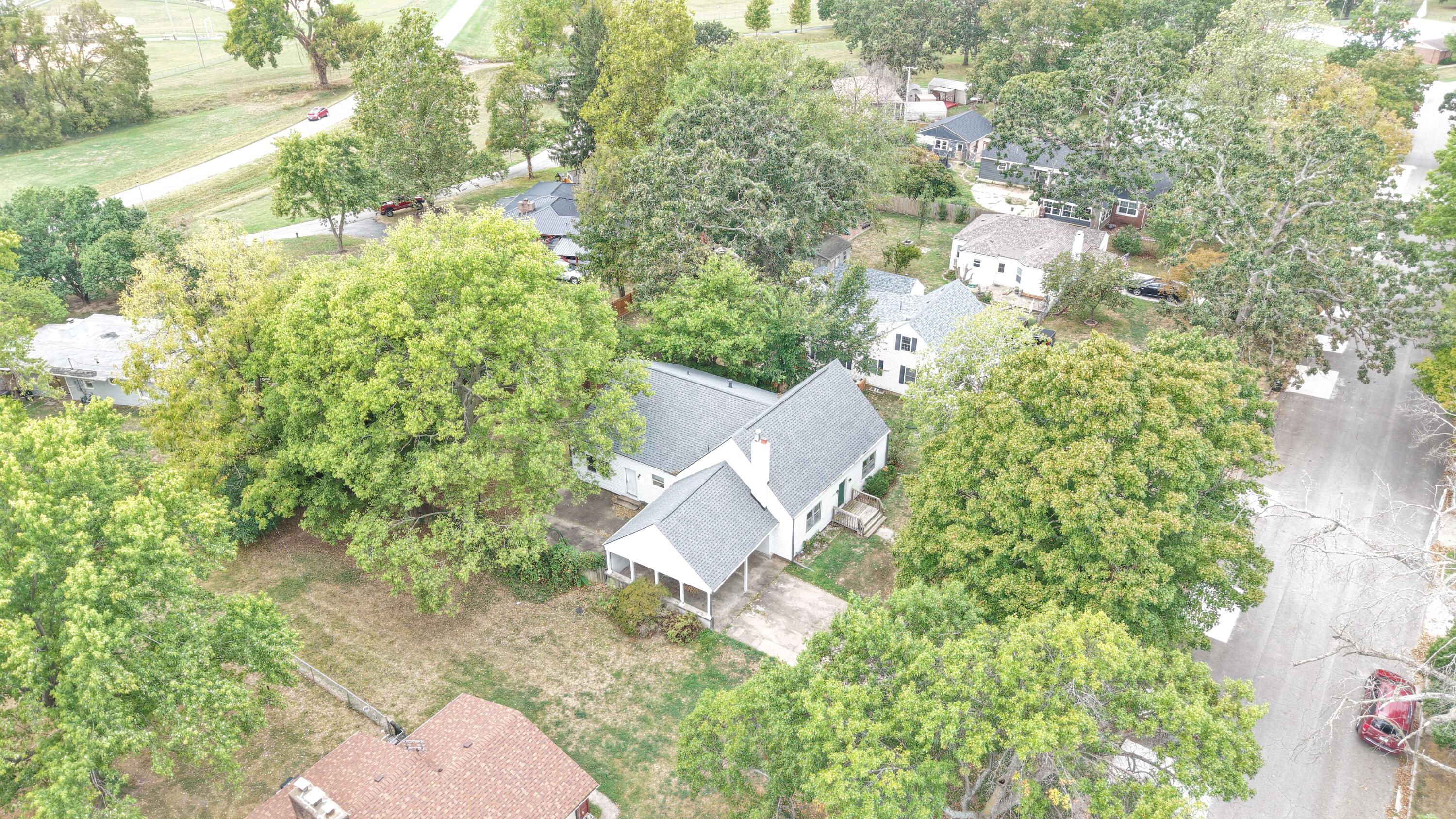 main property photo 43
