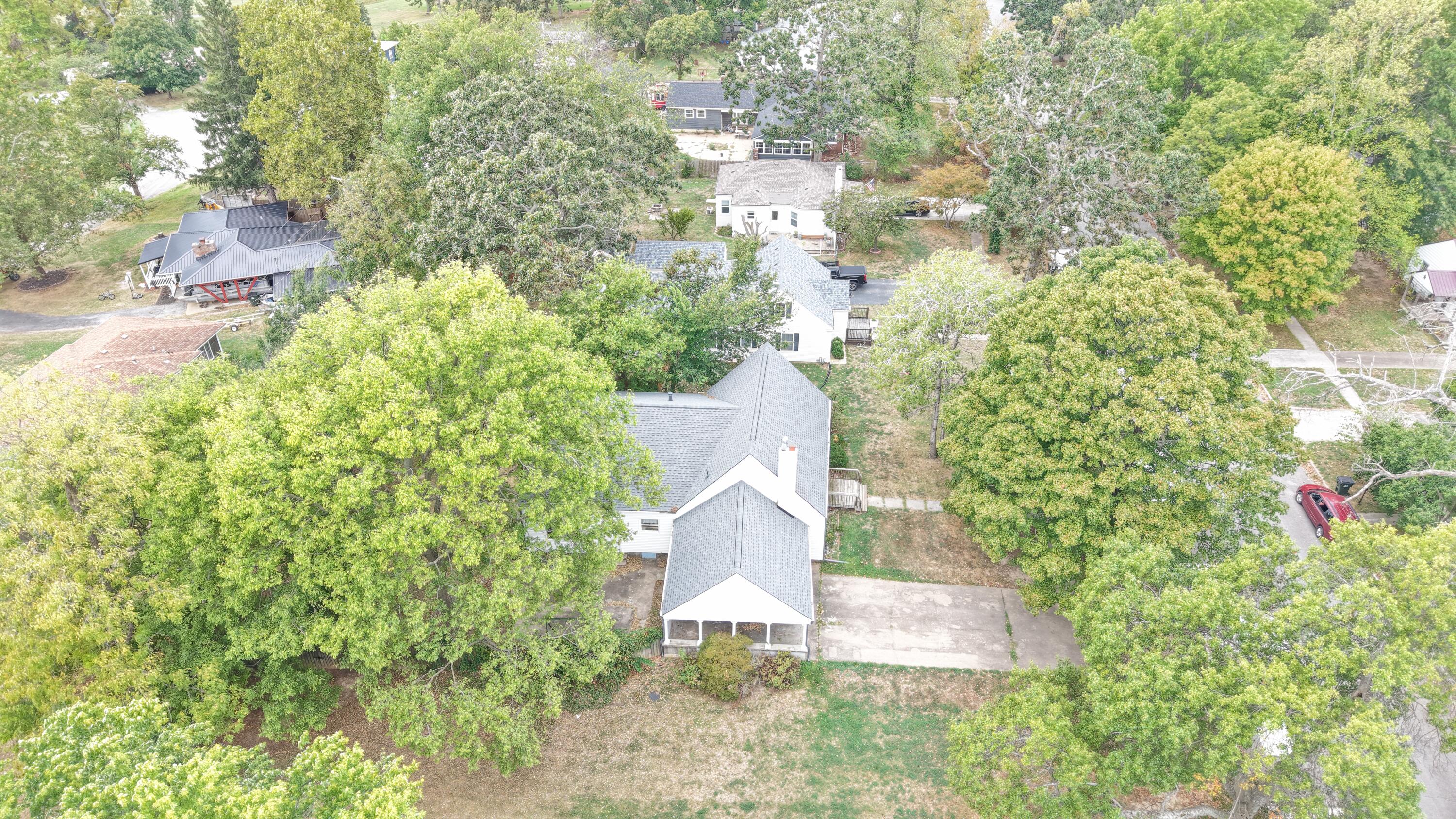 main property photo 44