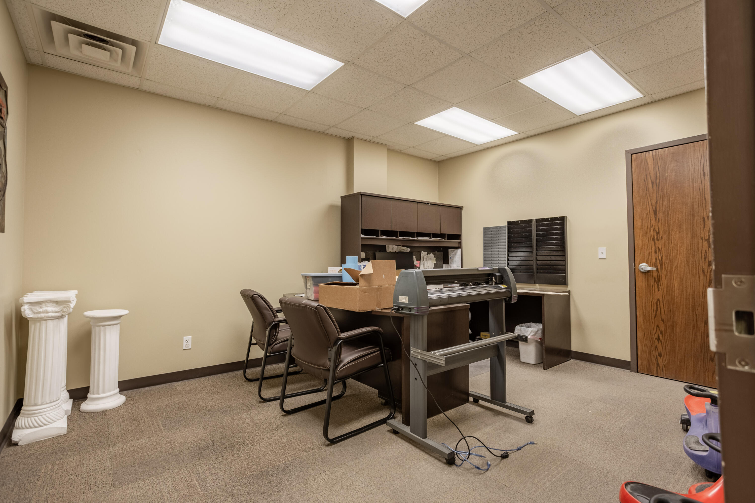 main property photo 14