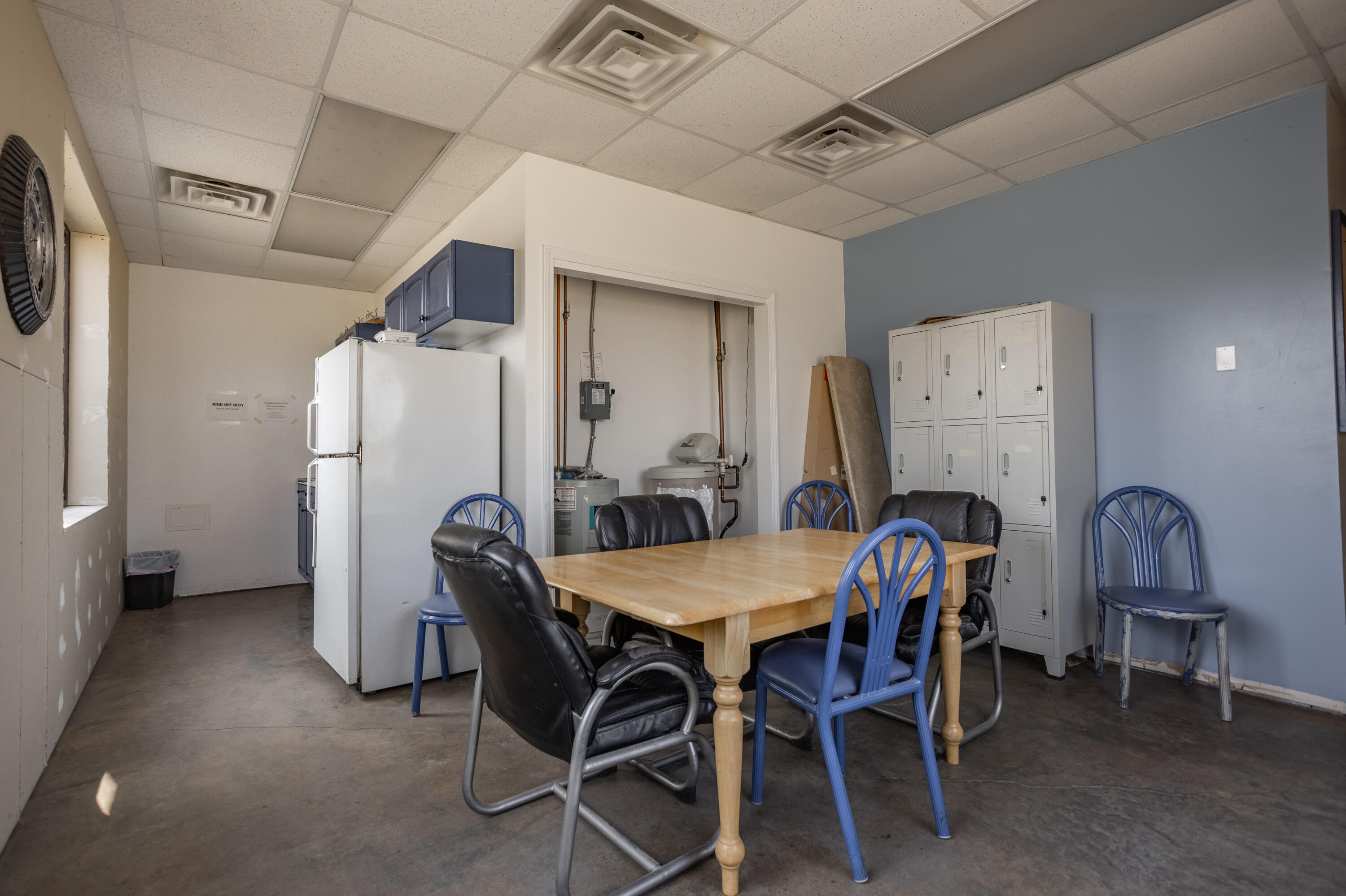 main property photo 20