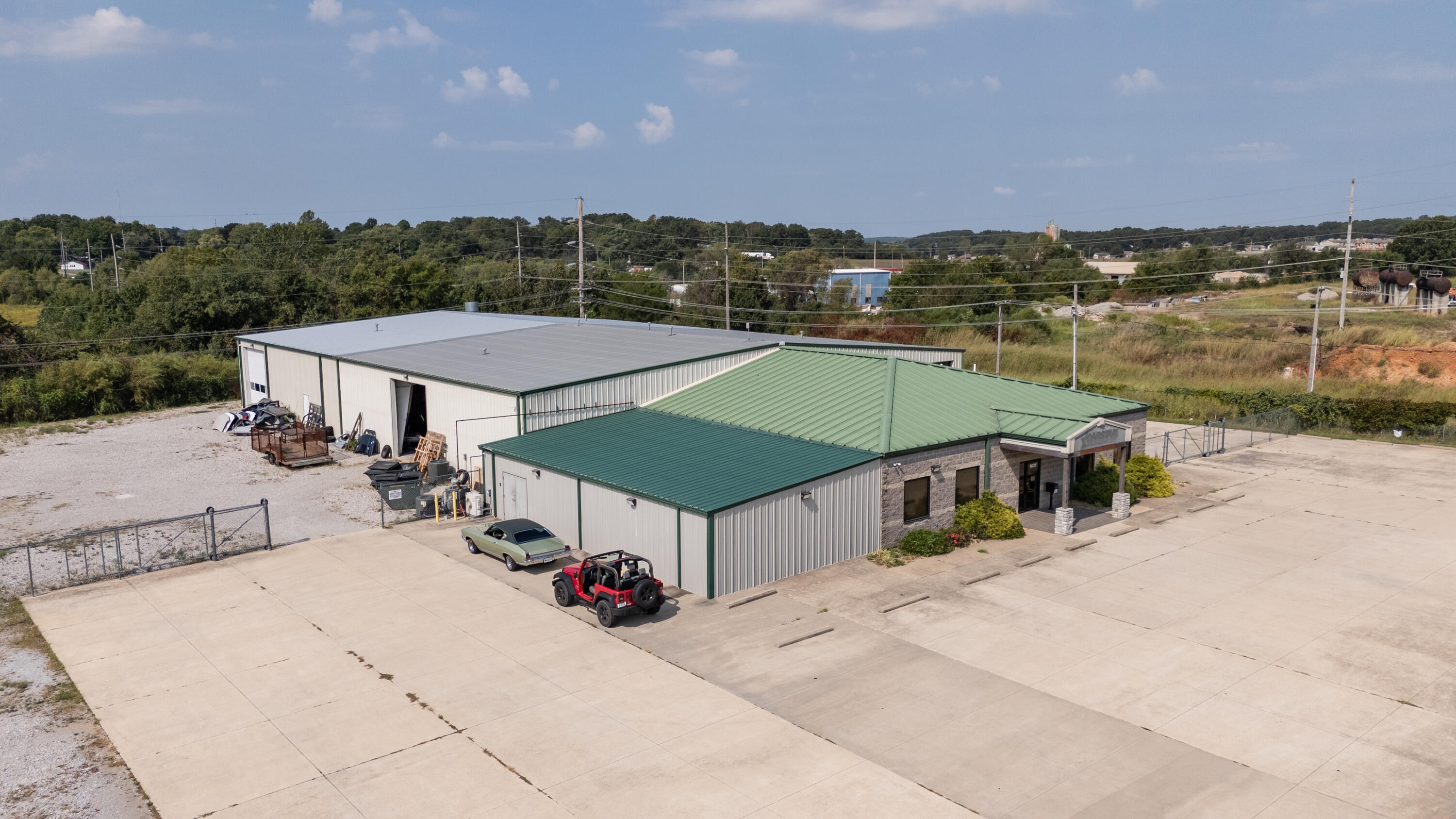 main property photo 5