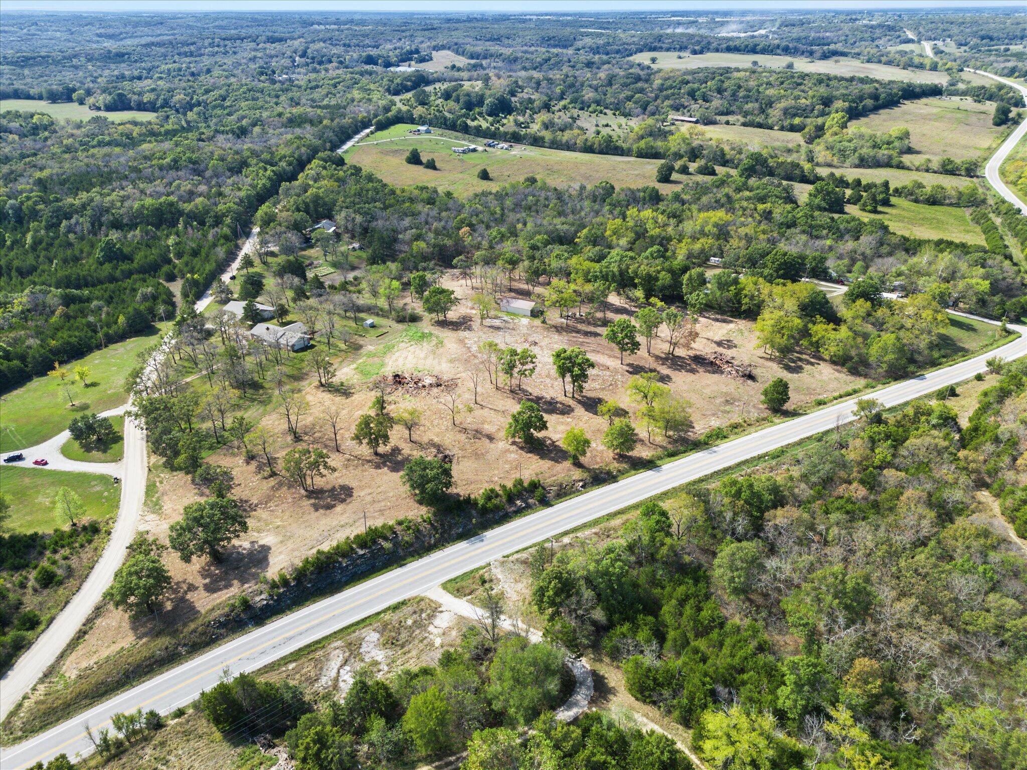 main property photo 41