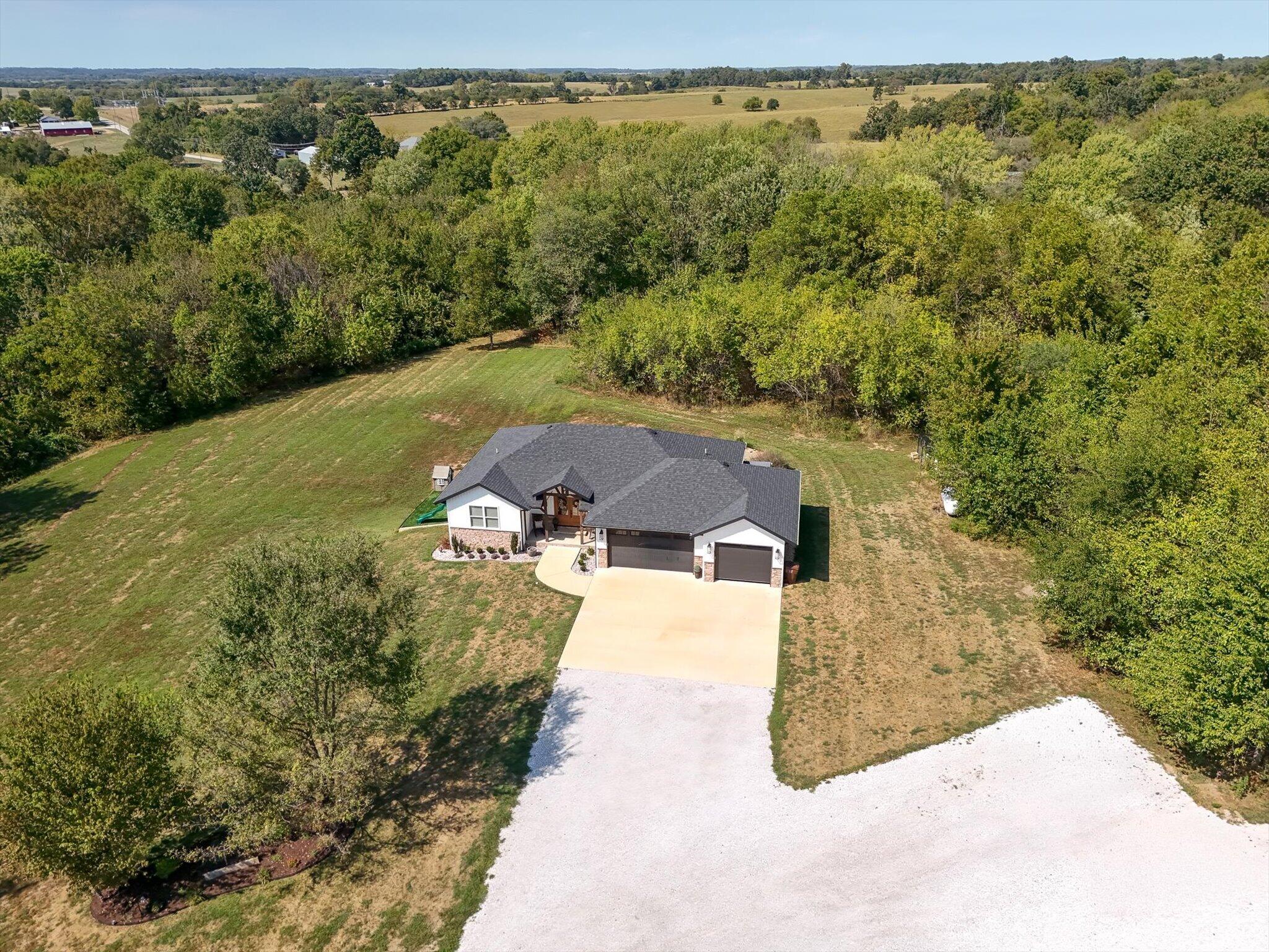 main property photo 49
