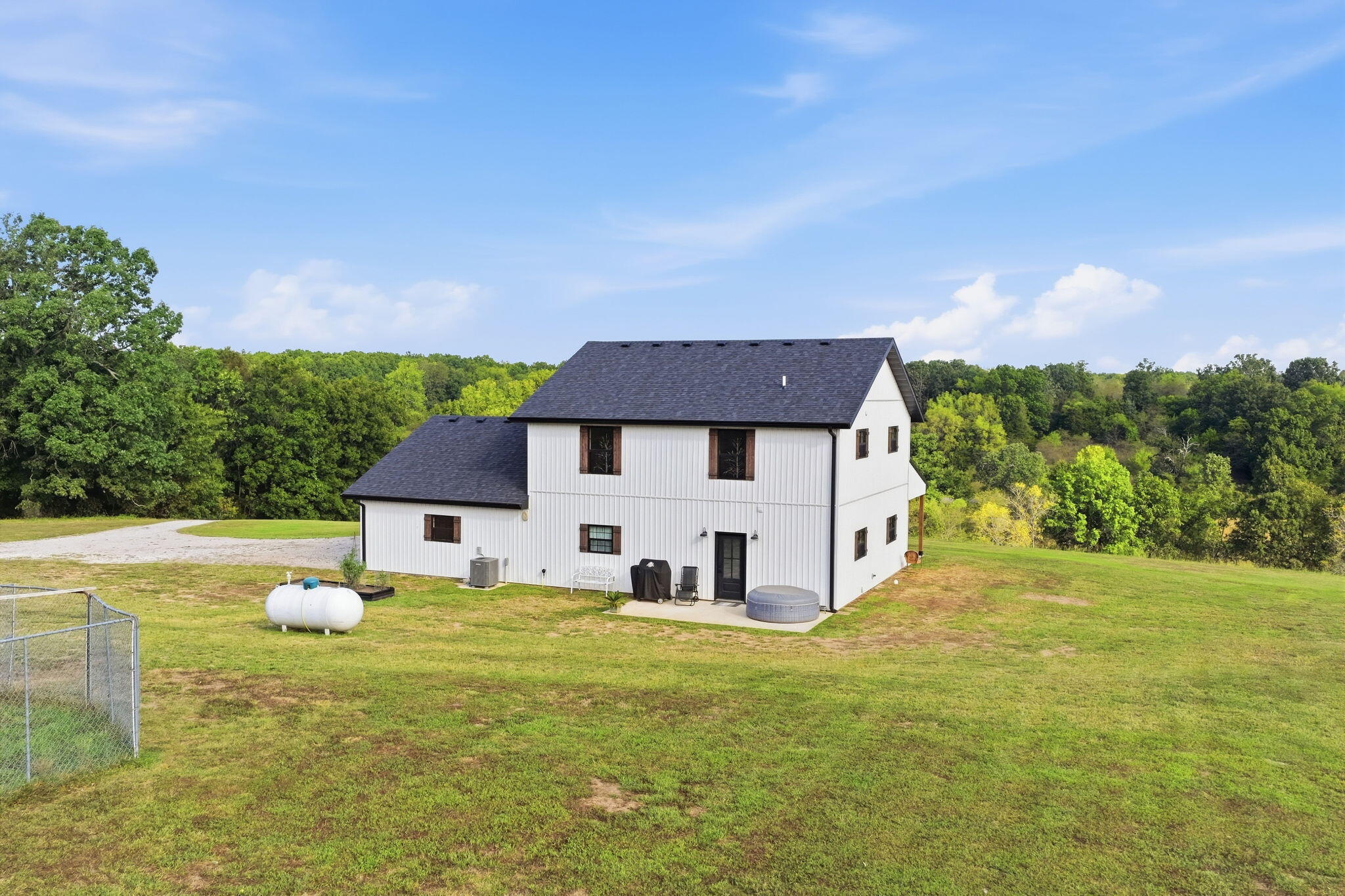 main property photo 48