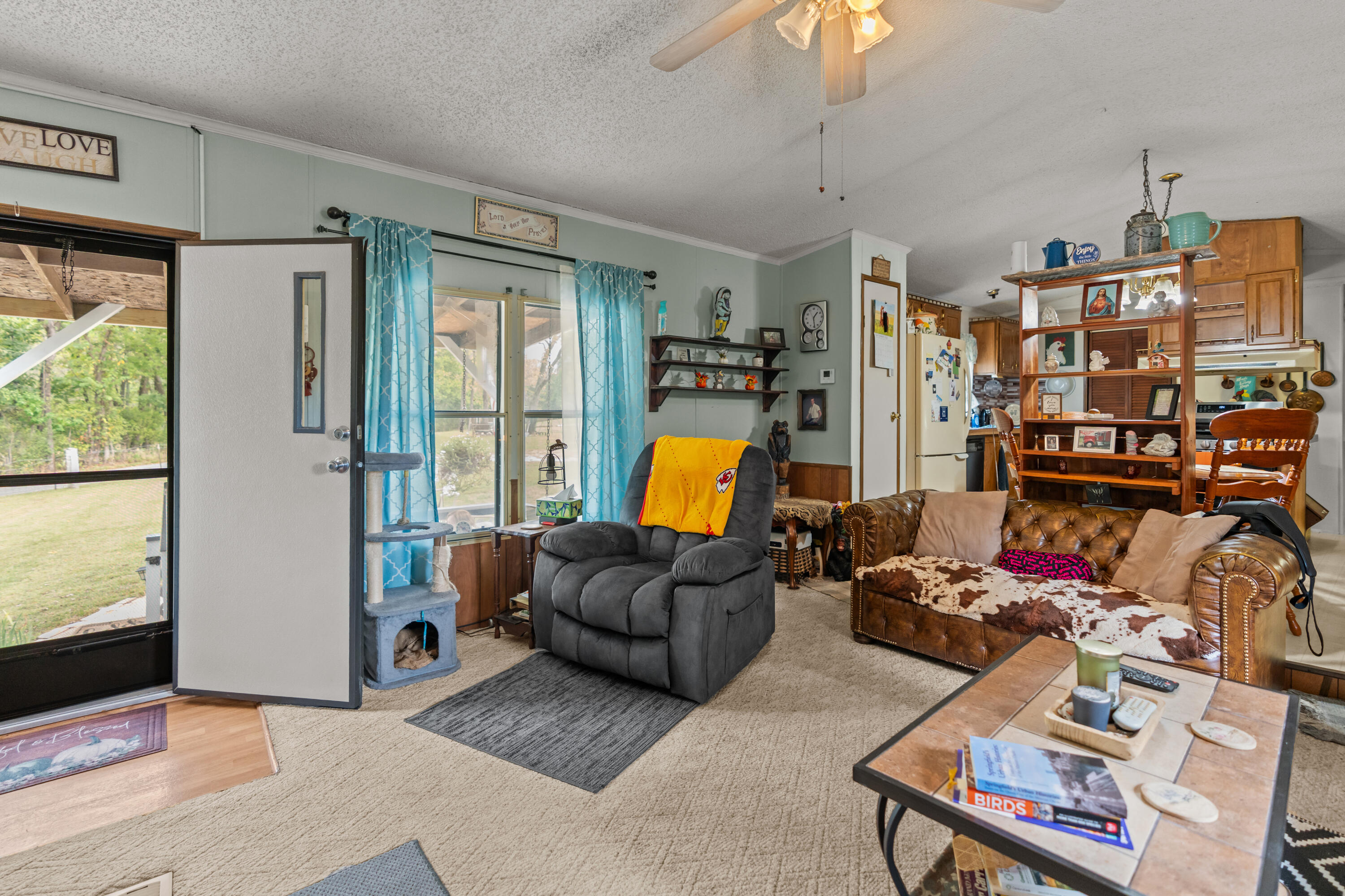 main property photo 18