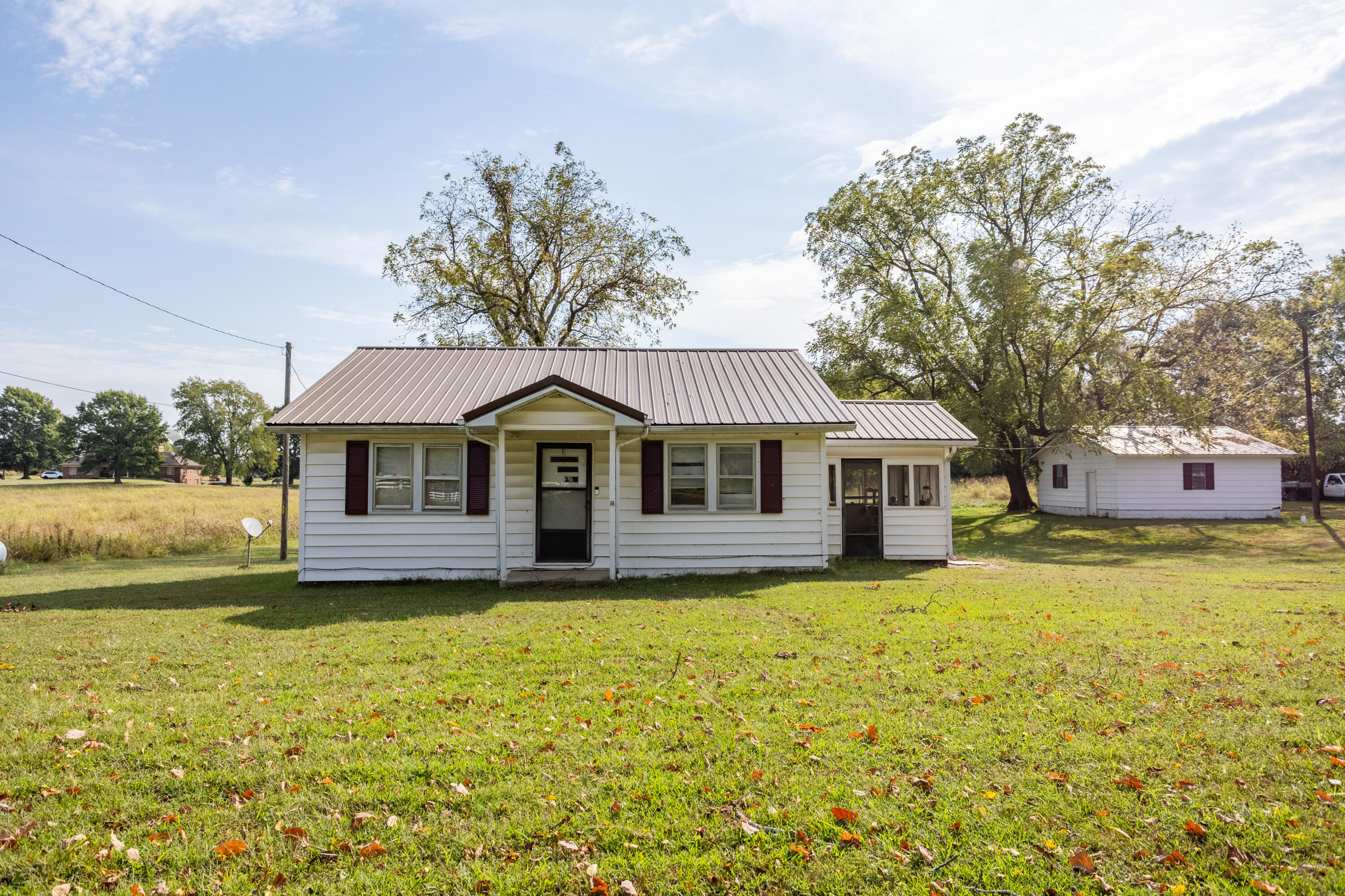 main property photo 20
