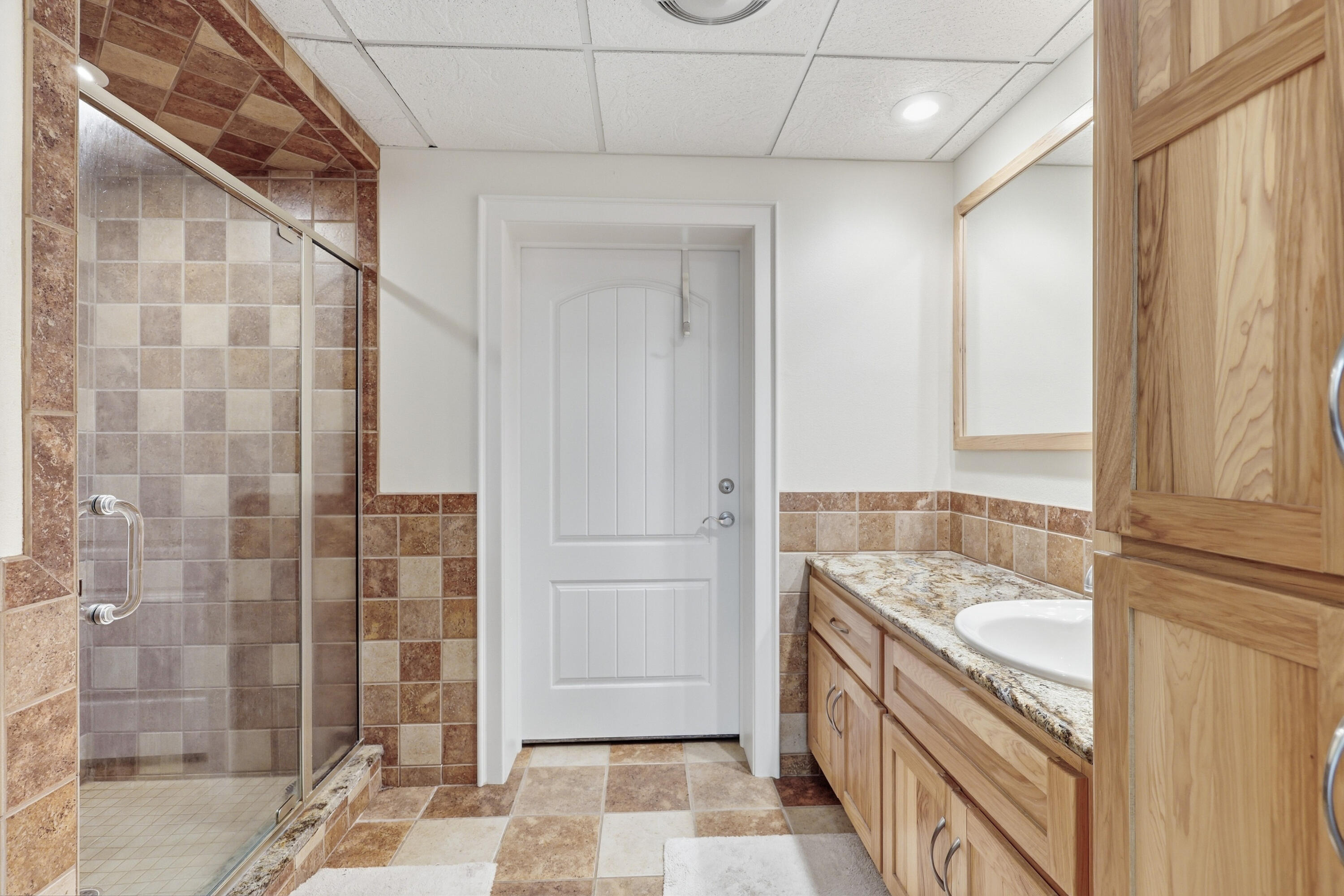 main property photo 56