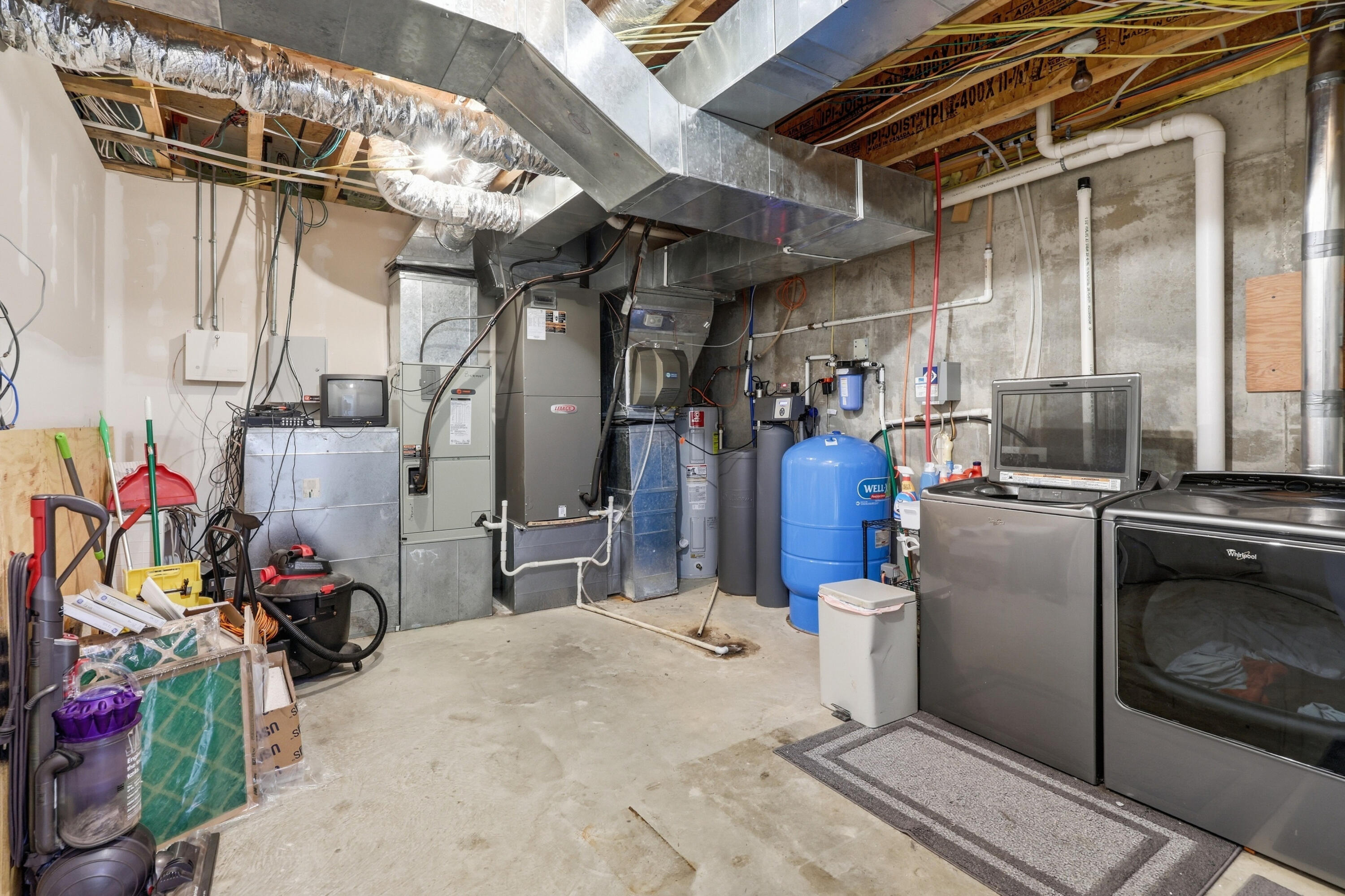 main property photo 66