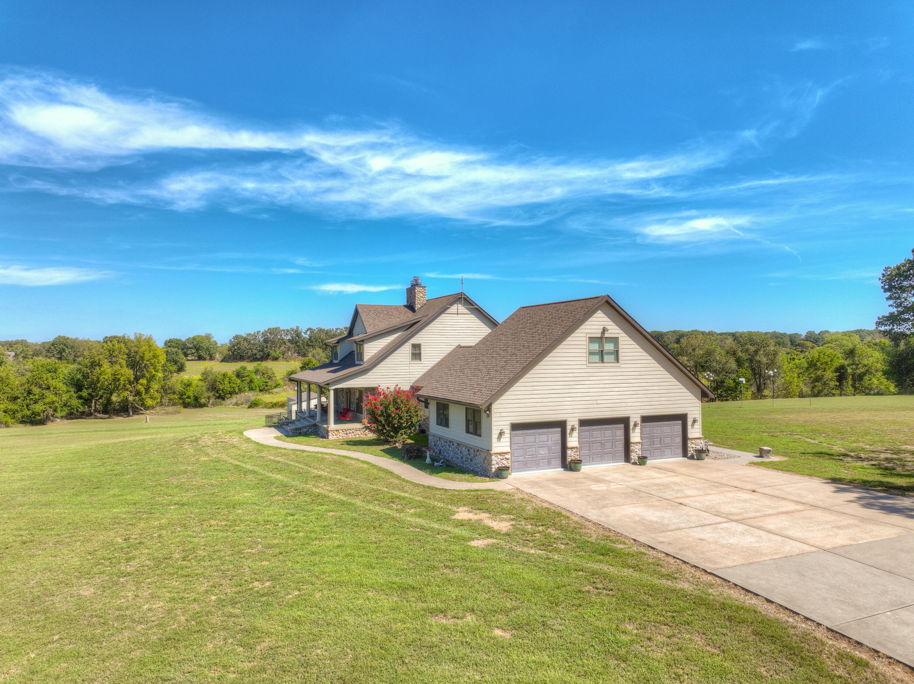 main property photo 68