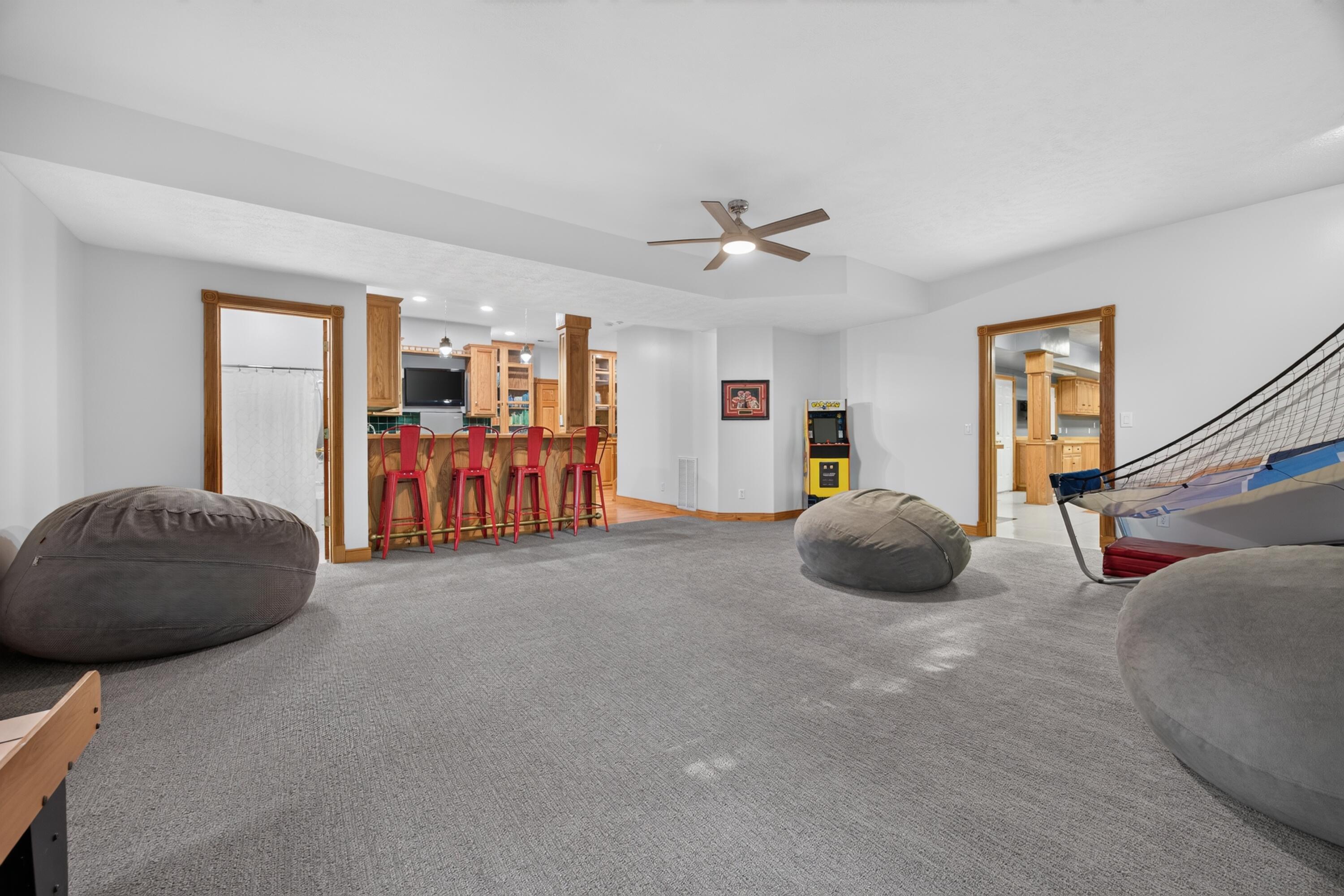 main property photo 64