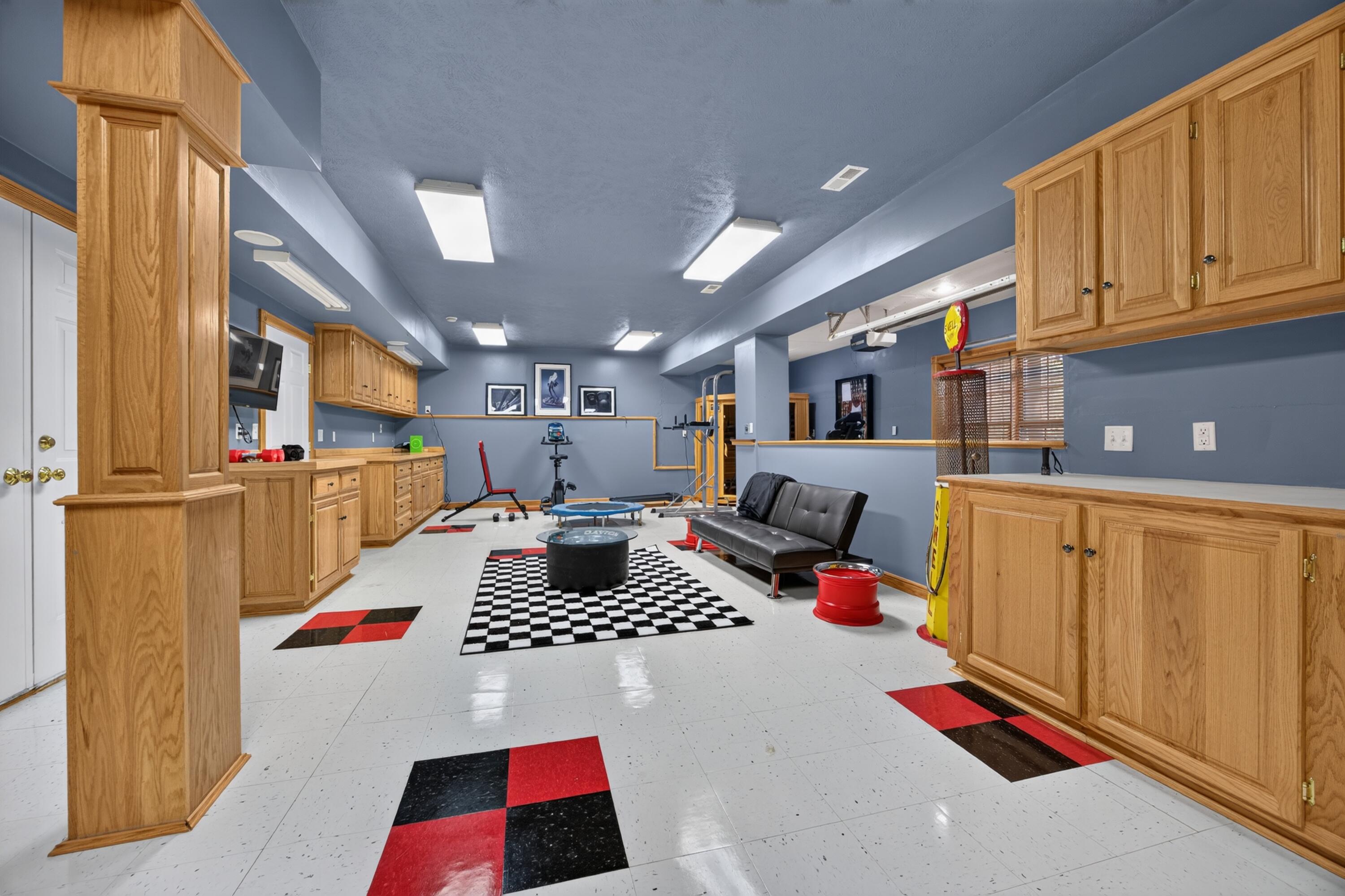 main property photo 66