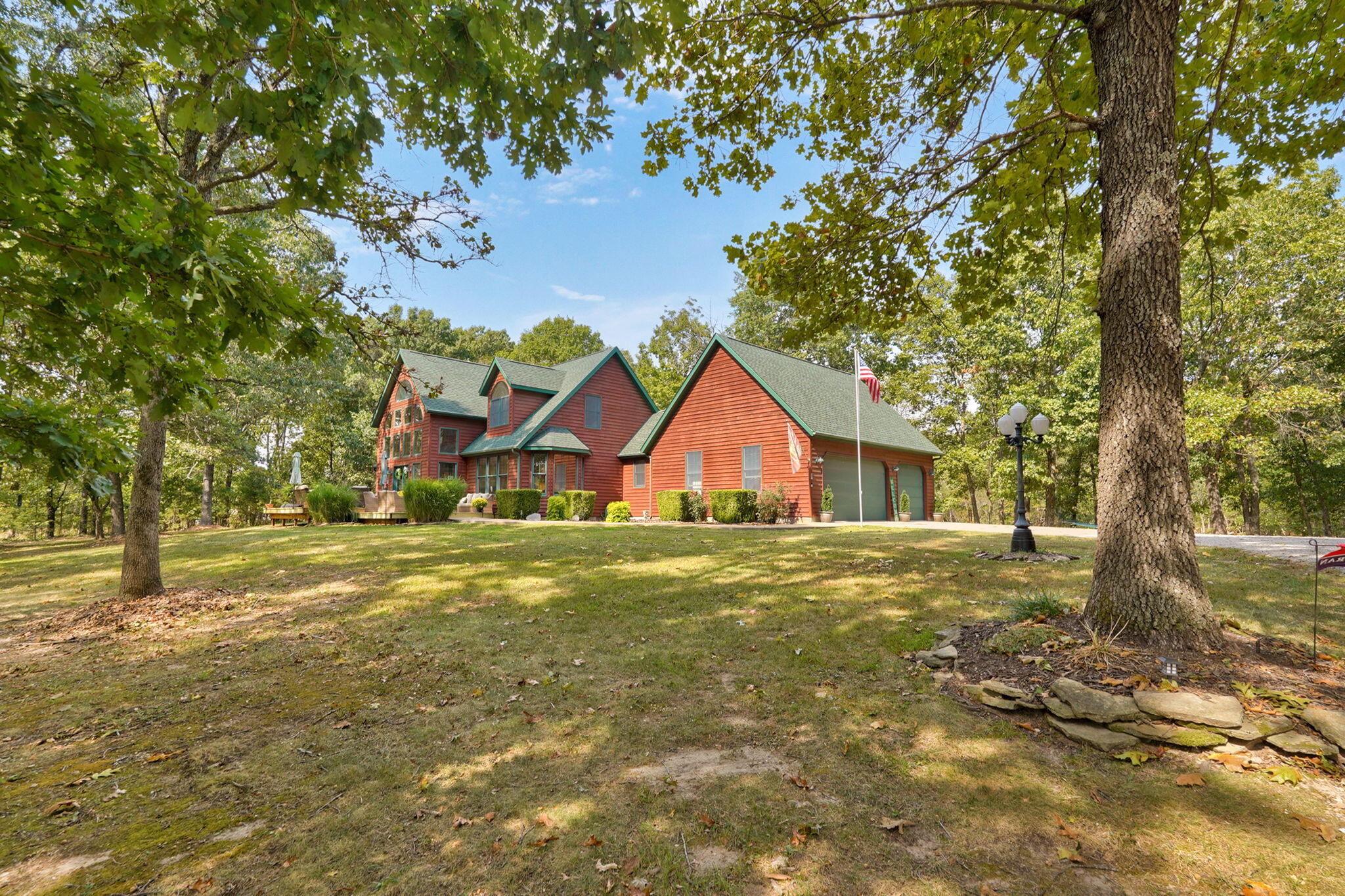 main property photo 3