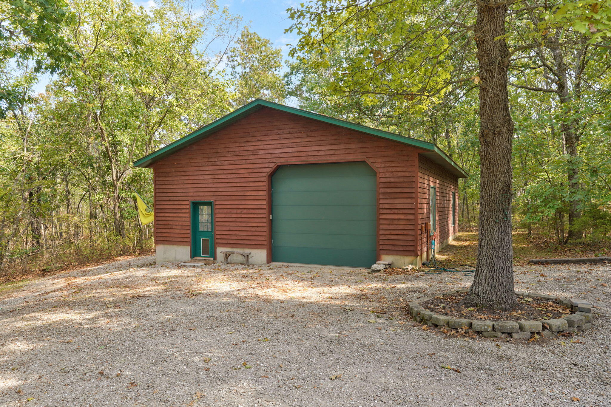 main property photo 50