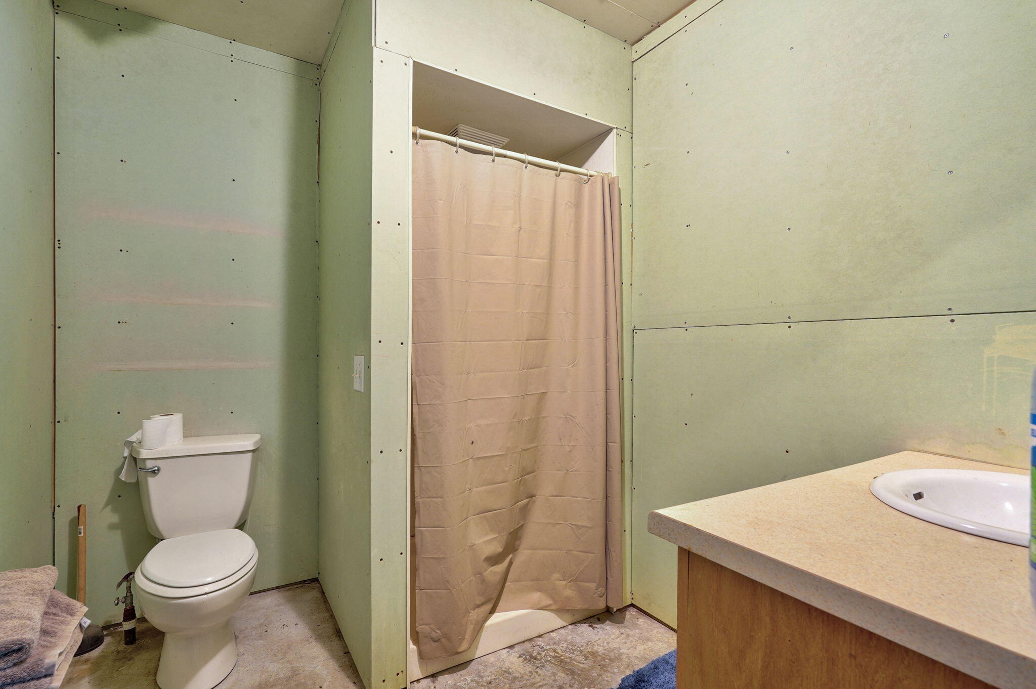 main property photo 53