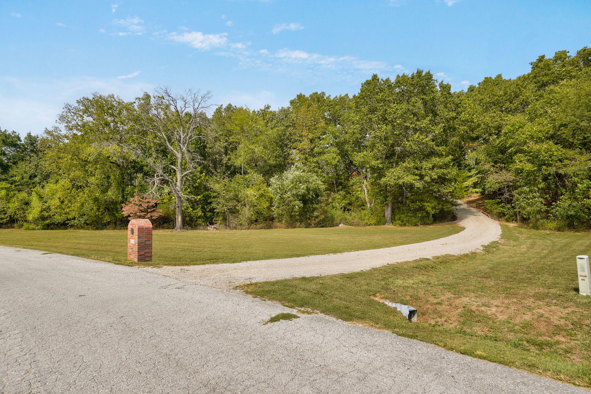 main property photo 54