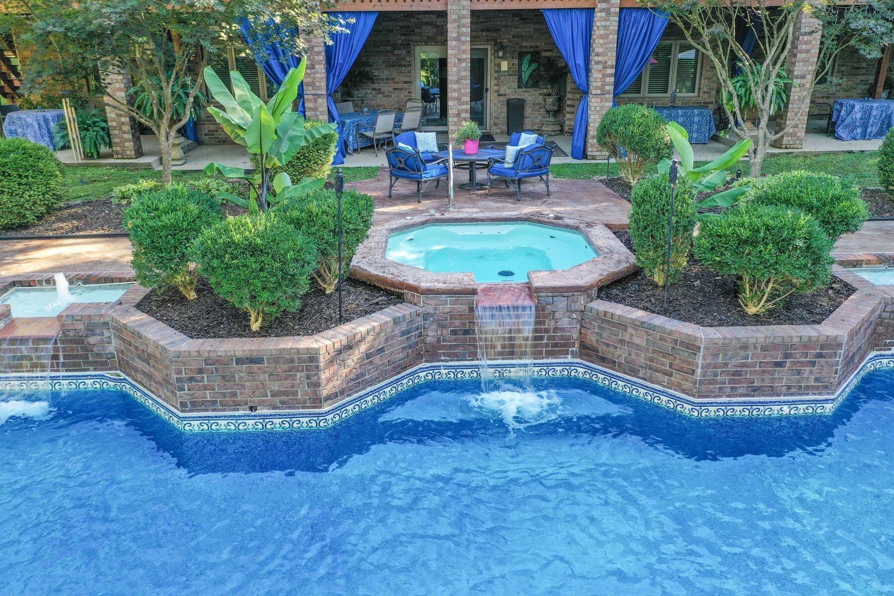 main property photo 60