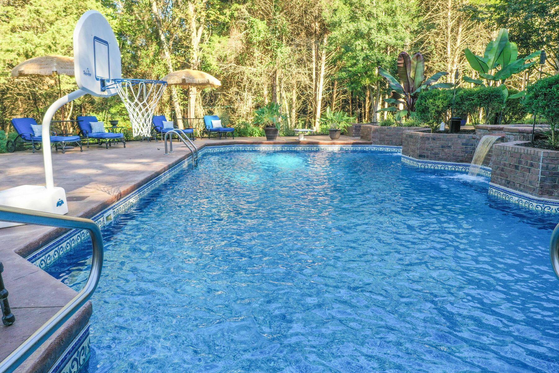 main property photo 64