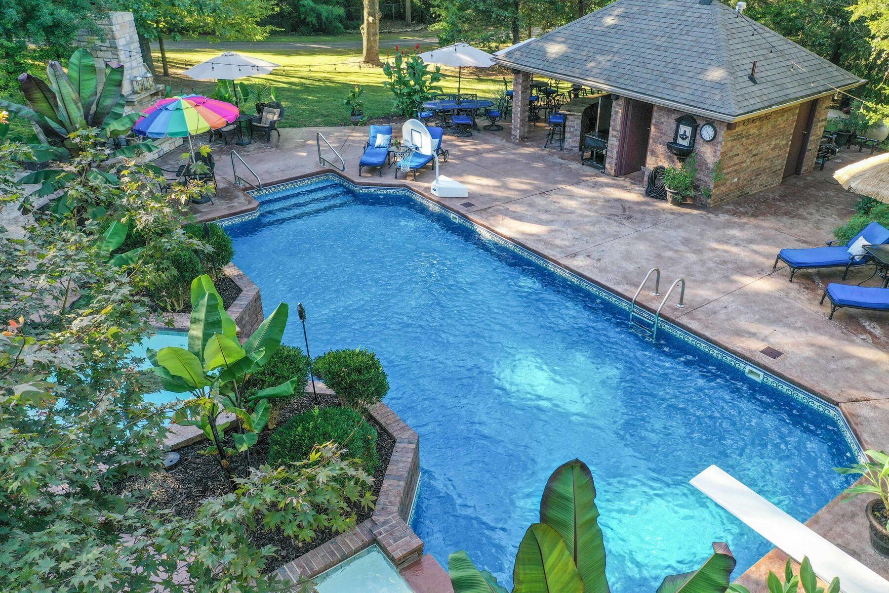main property photo 65