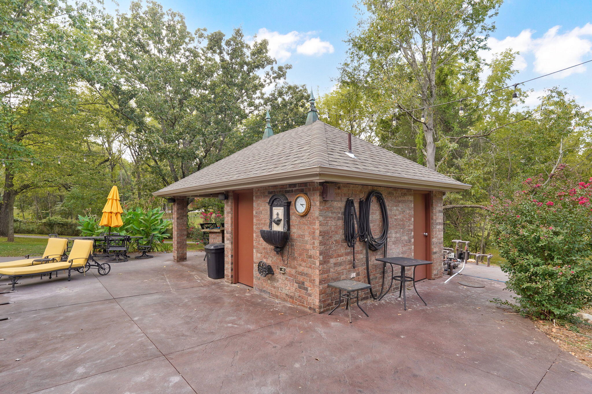 main property photo 75