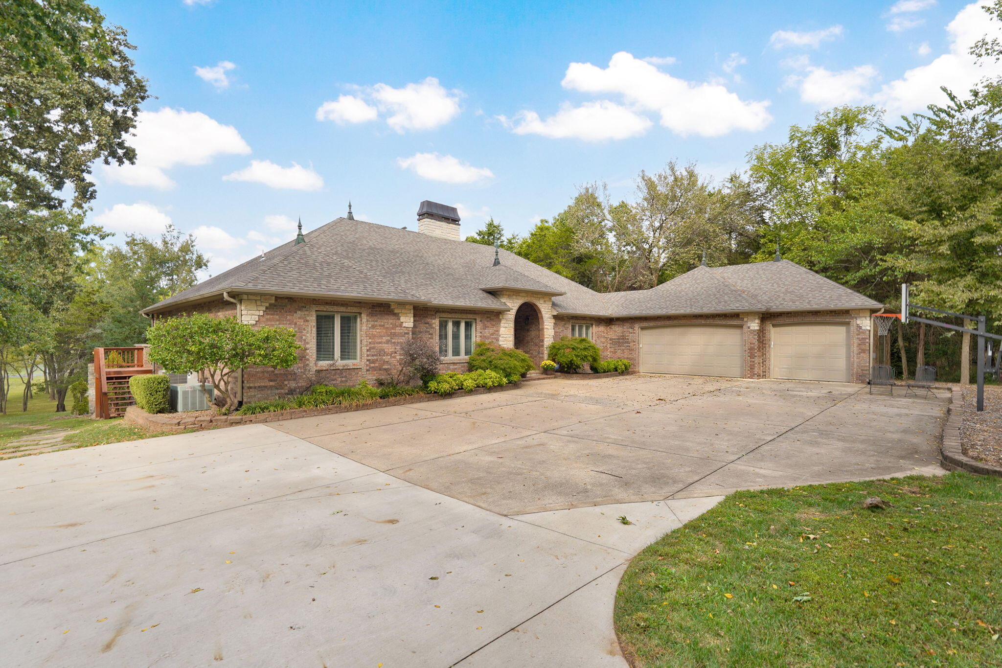main property photo 85