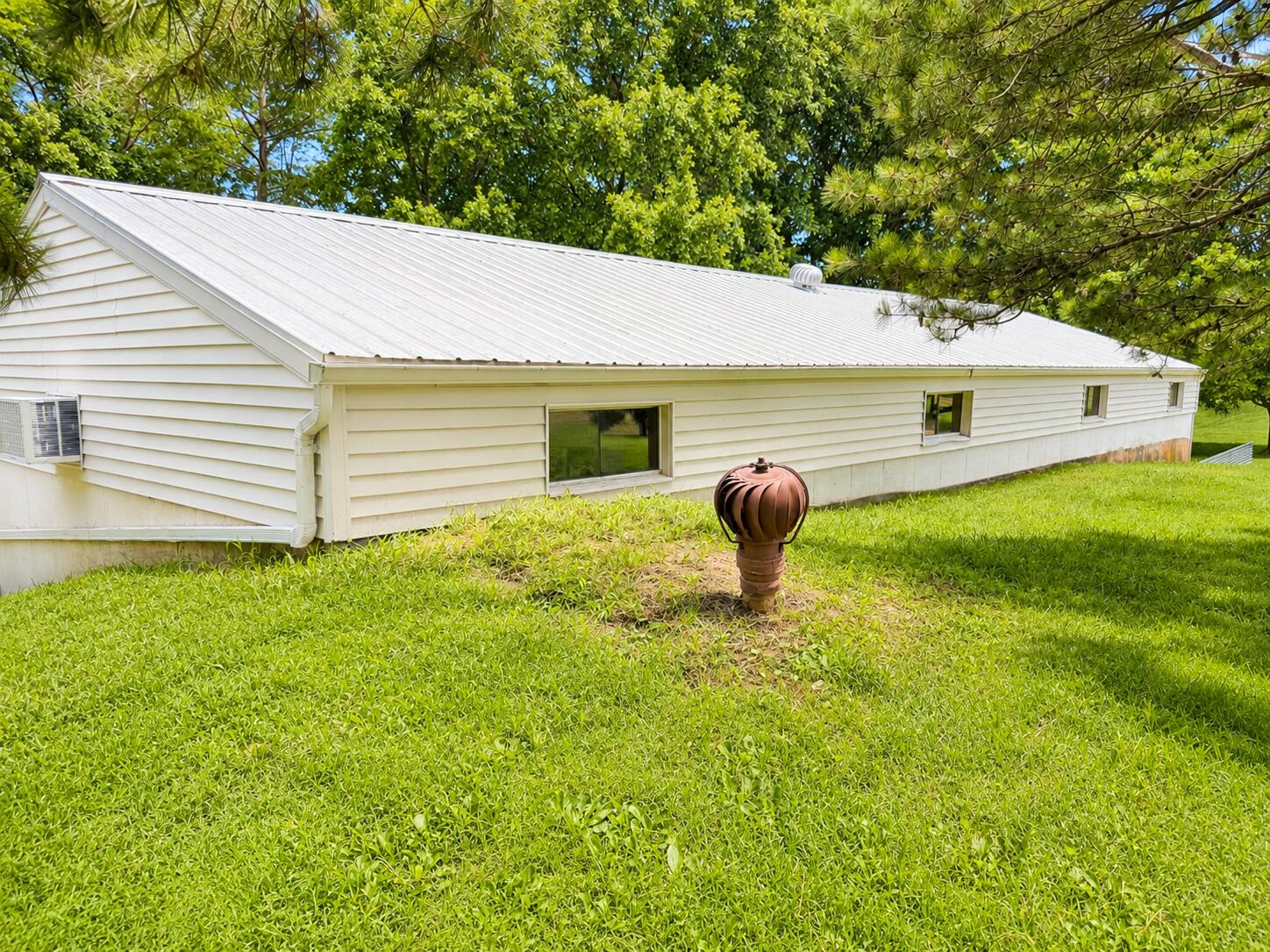 main property photo 48