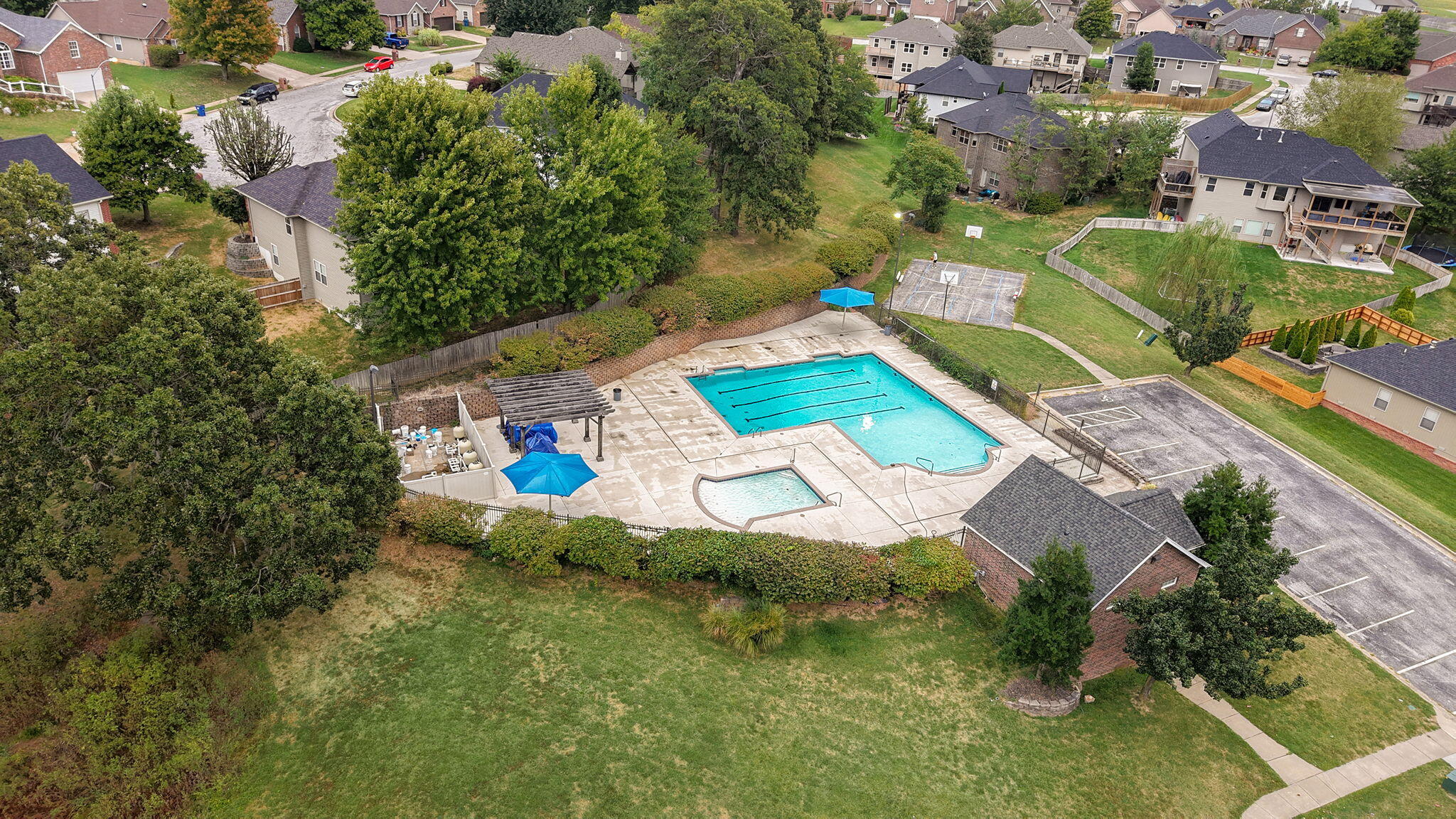 main property photo 42